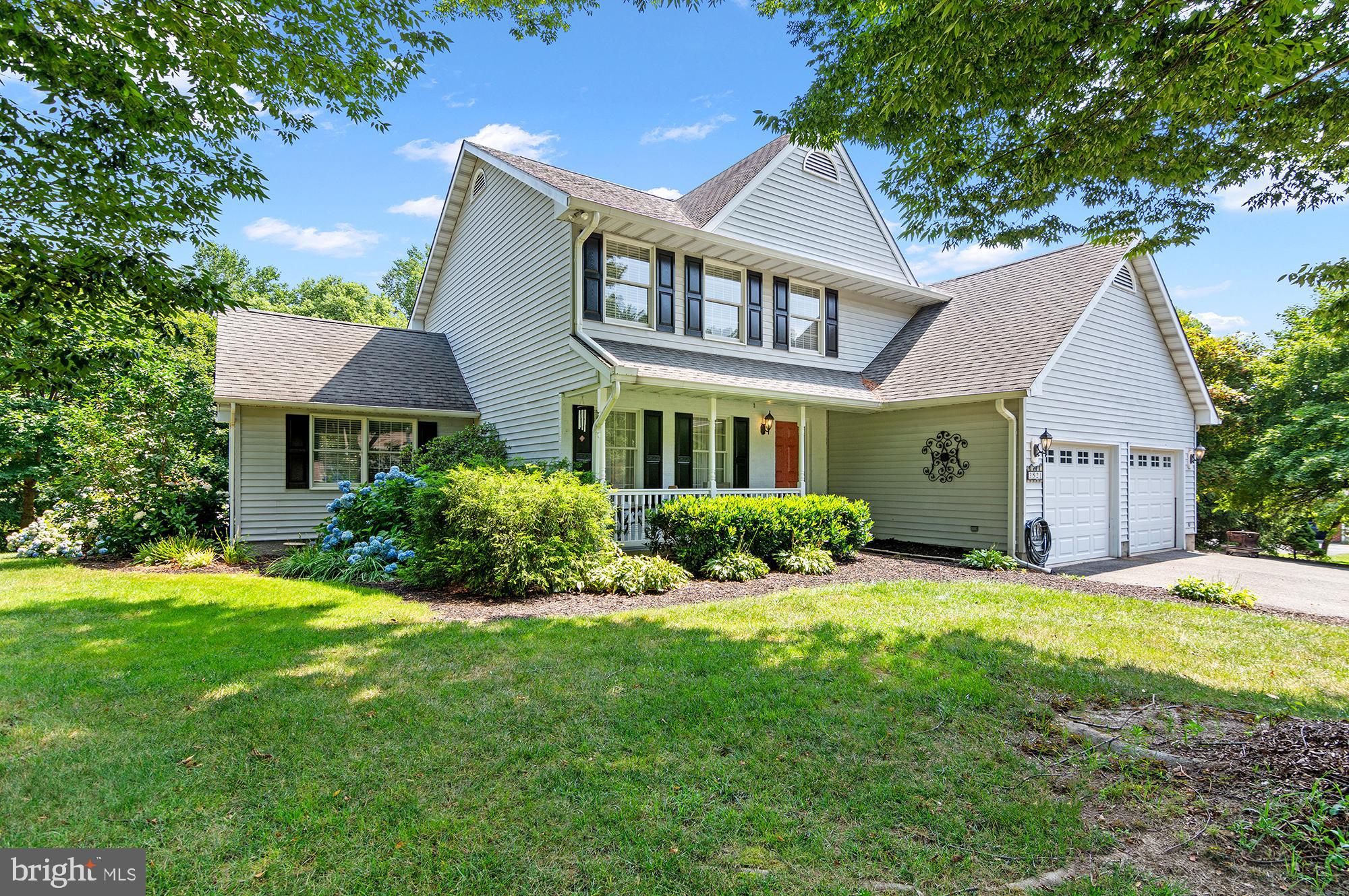 ADVOCATE HILL FARMS - Residential