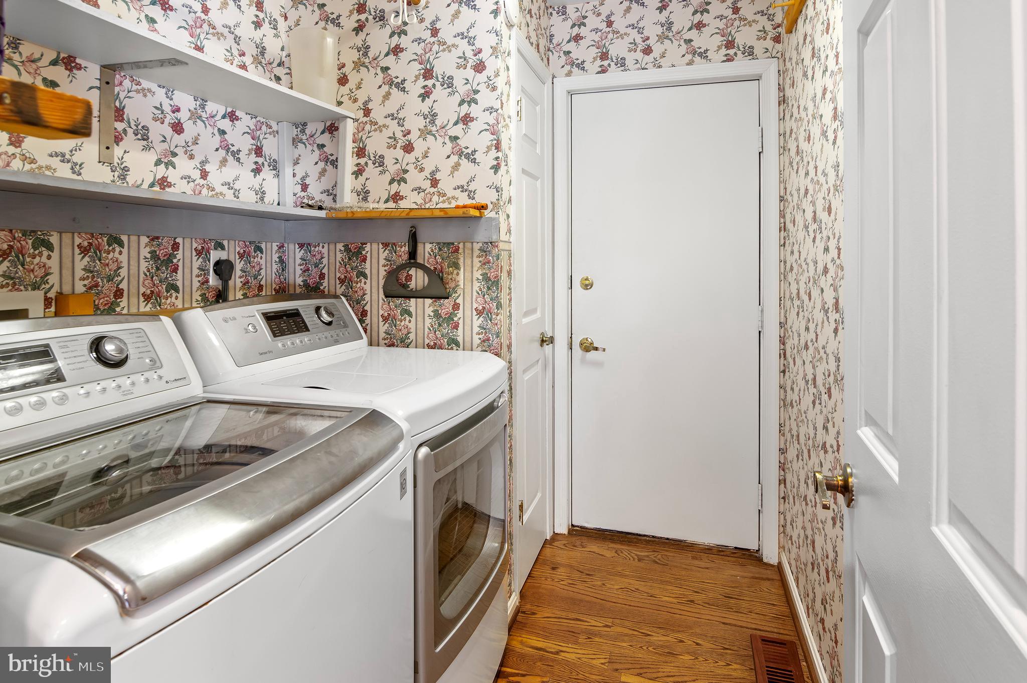 ADVOCATE HILL FARMS - Residential