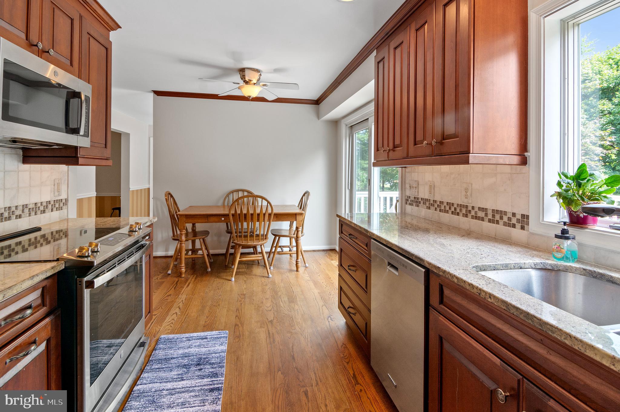 ADVOCATE HILL FARMS - Residential