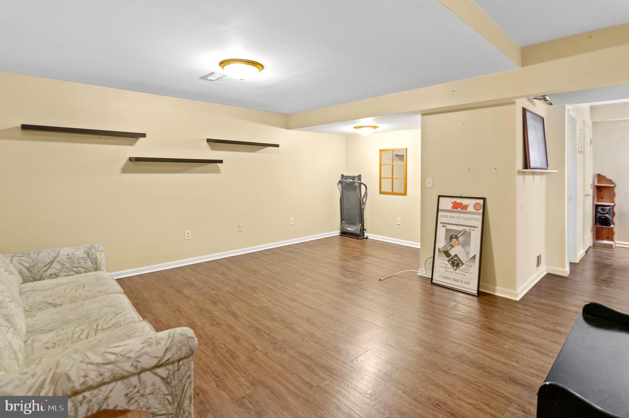 ADVOCATE HILL FARMS - Residential