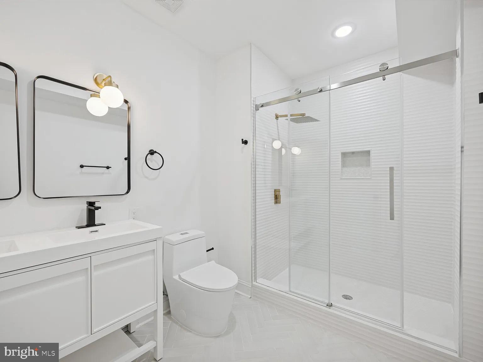 FRANCISVILLE - Residential Lease