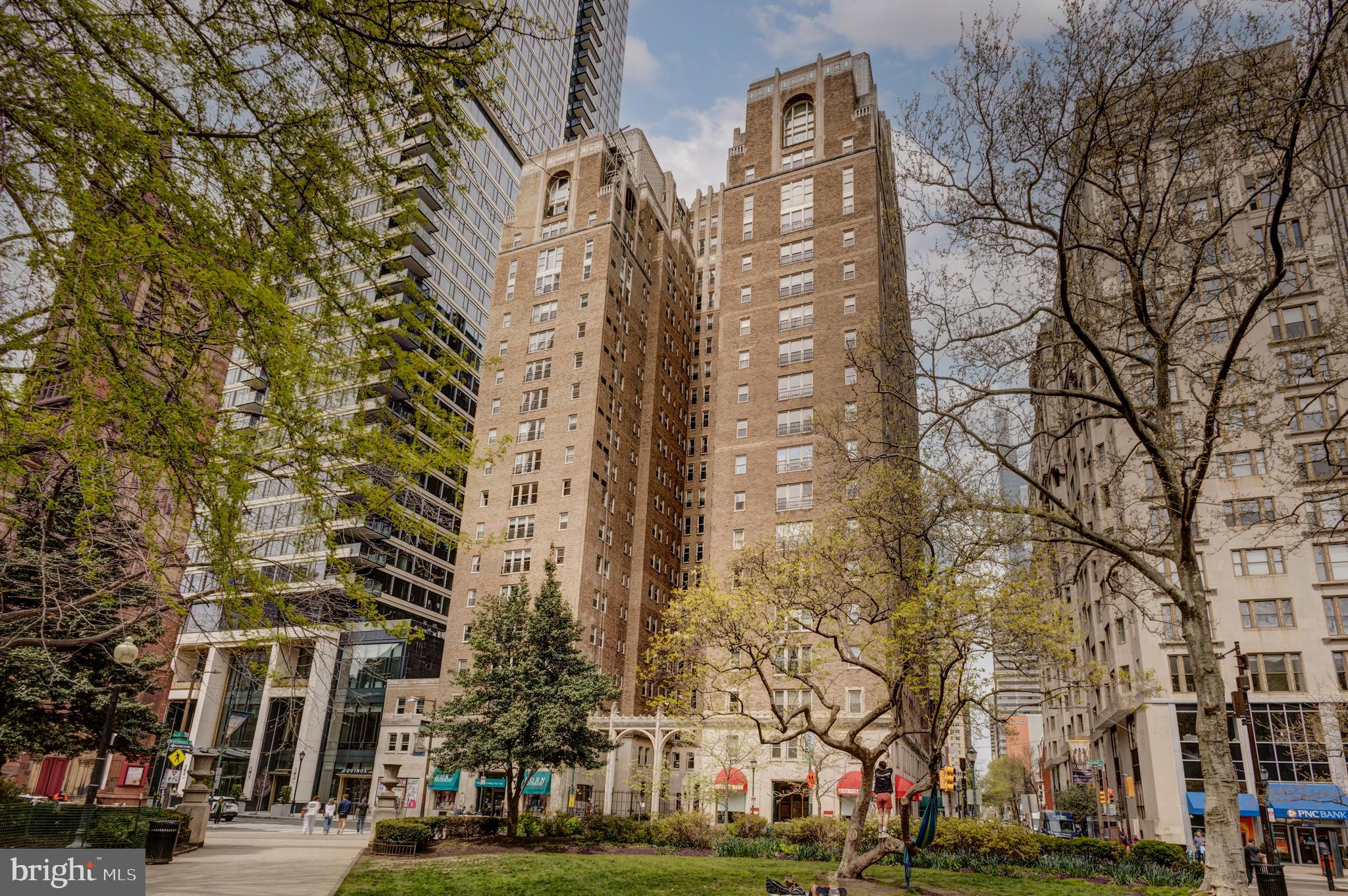 RITTENHOUSE SQUARE - Residential