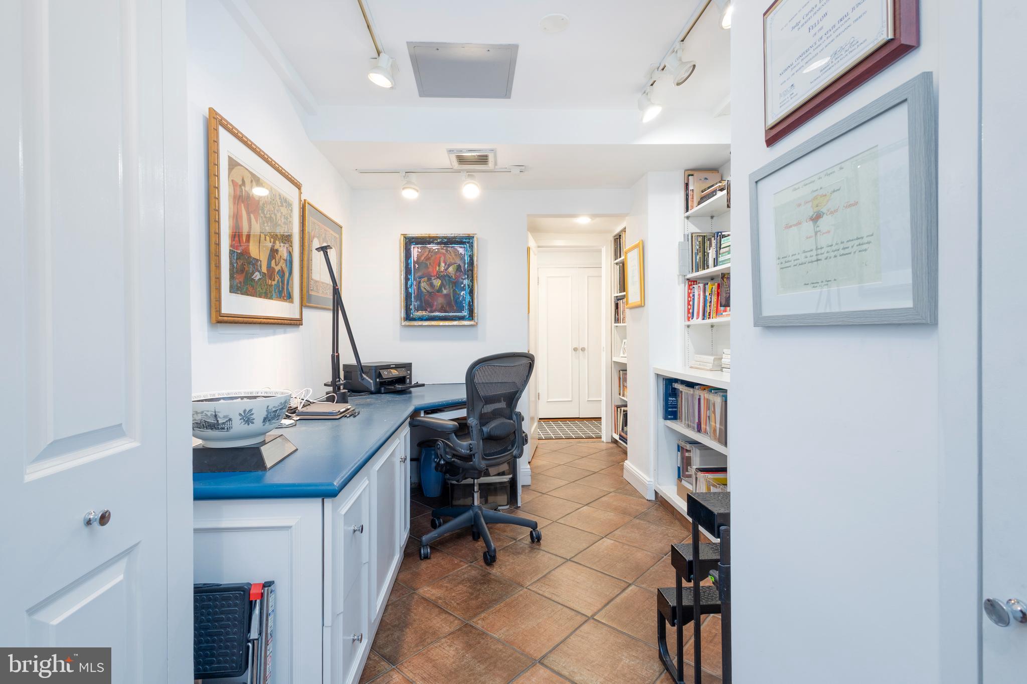 RITTENHOUSE SQUARE - Residential