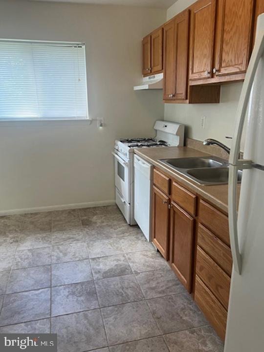 OAKLAND HILLS - Residential Lease