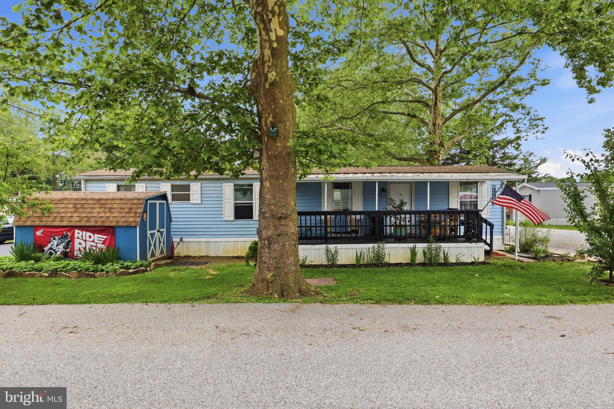 29 KEY LARGO DRIVE