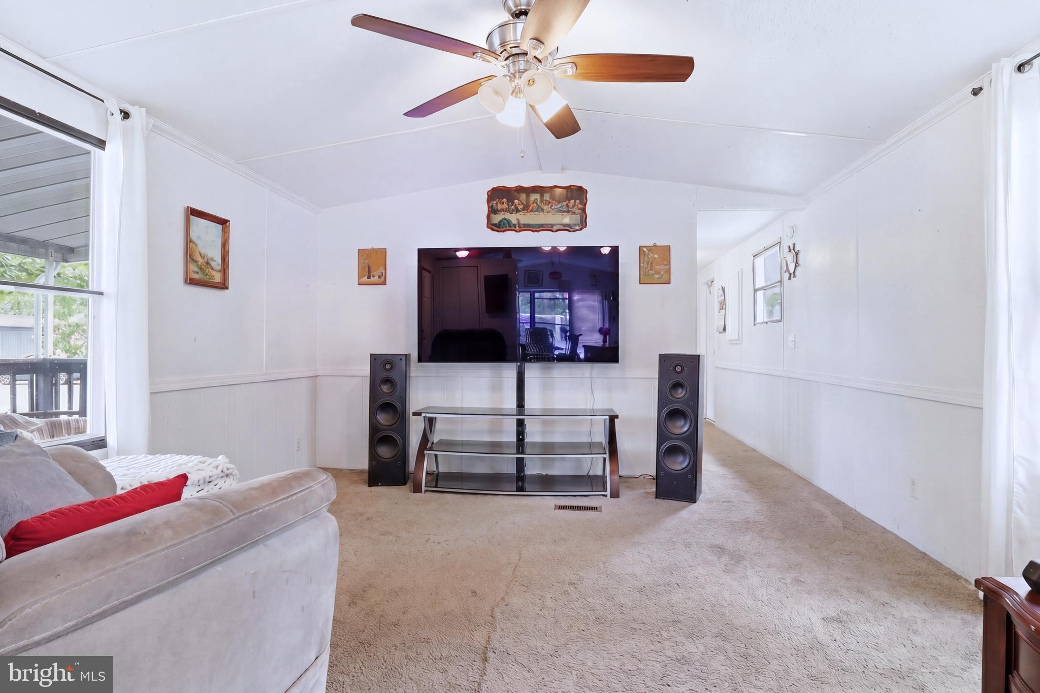 29 KEY LARGO DRIVE