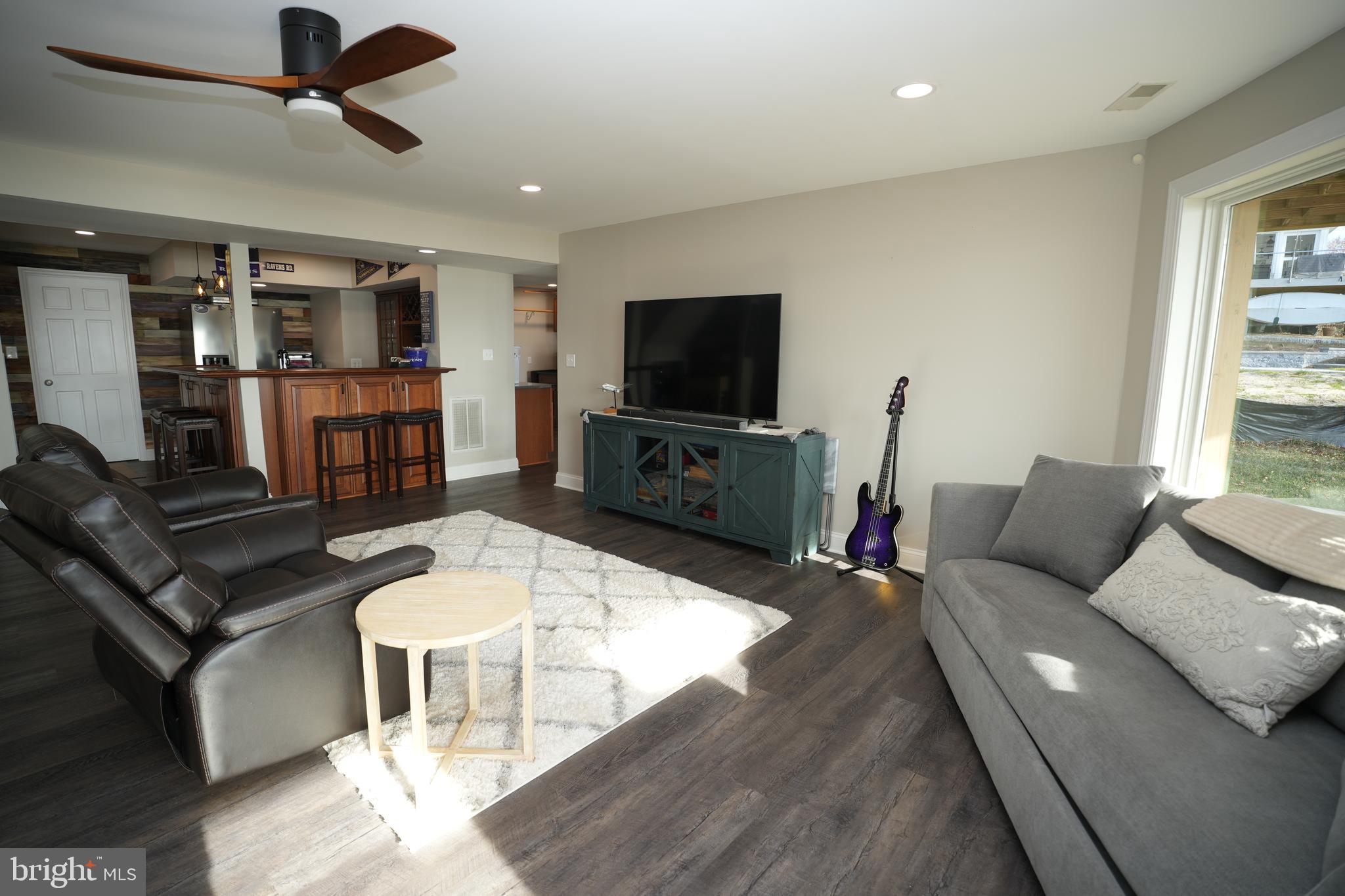 DRUM POINT - Residential