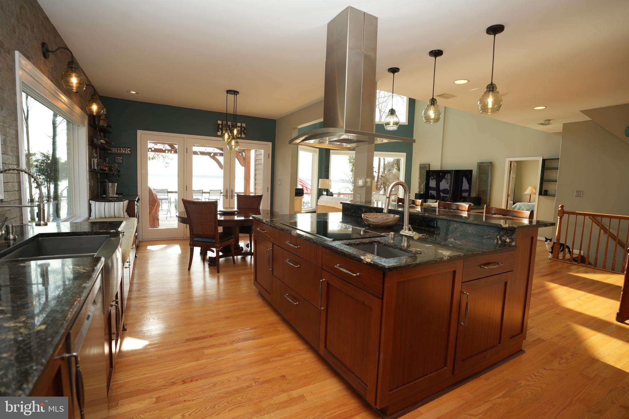 DRUM POINT - Residential