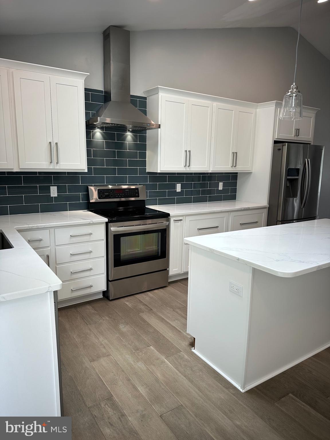 1103 GALLATIN WAY