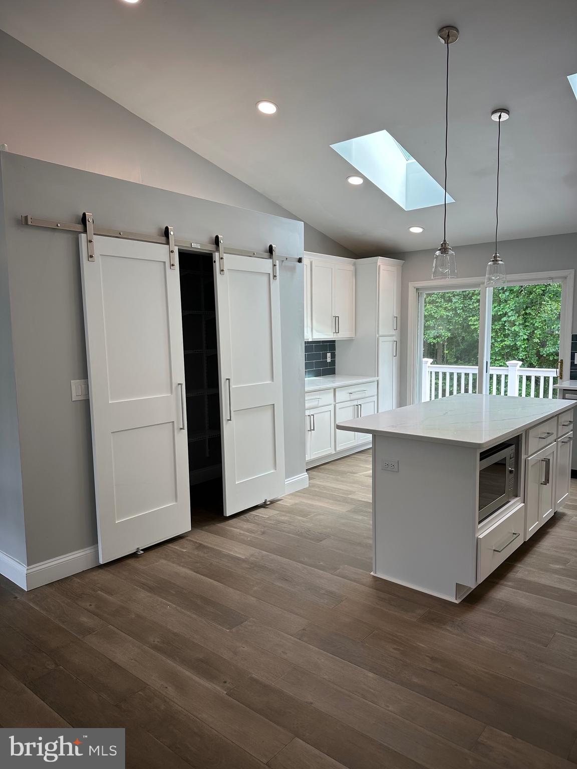 1103 GALLATIN WAY