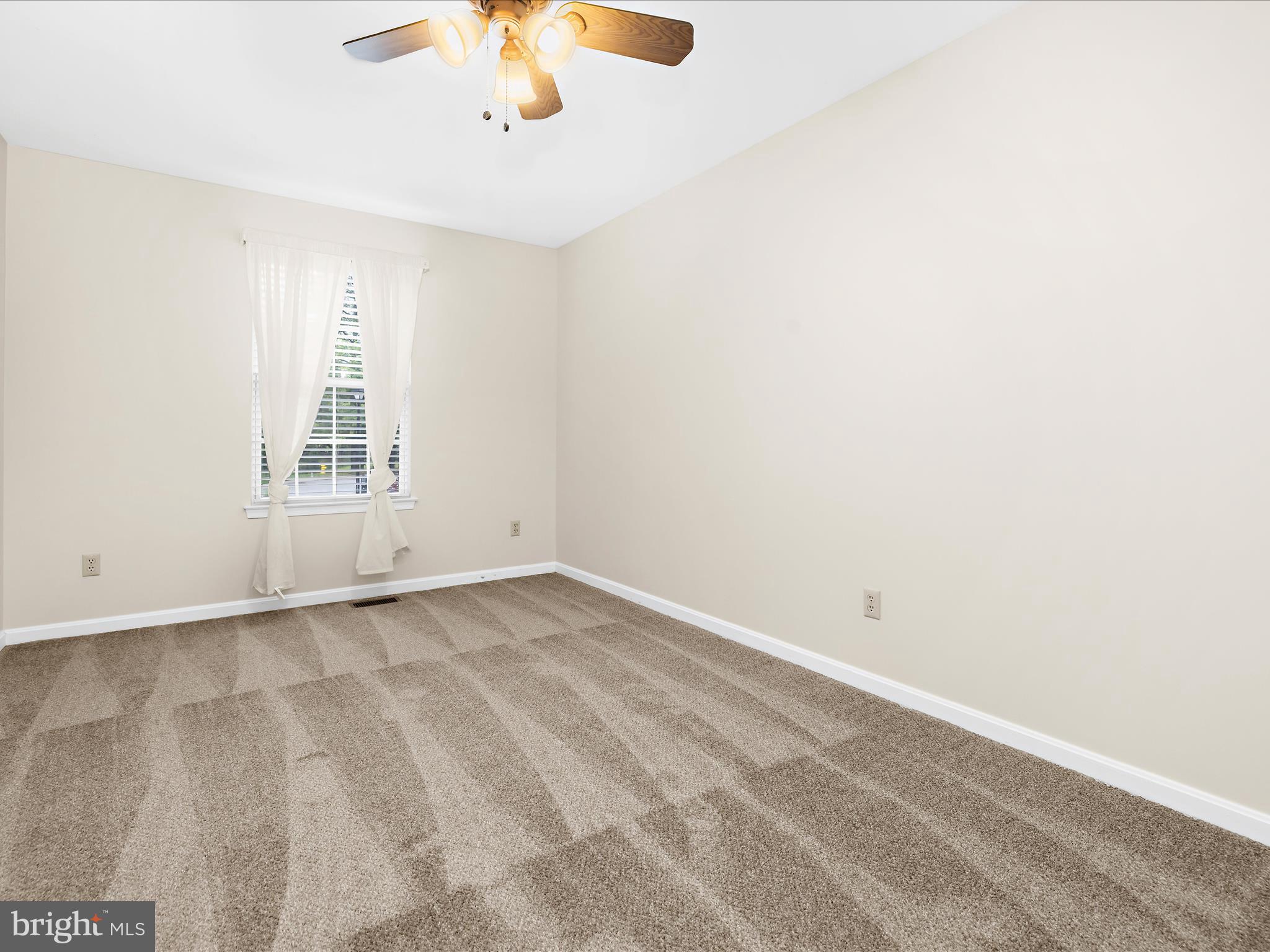 GALLATIN WOODS - Residential