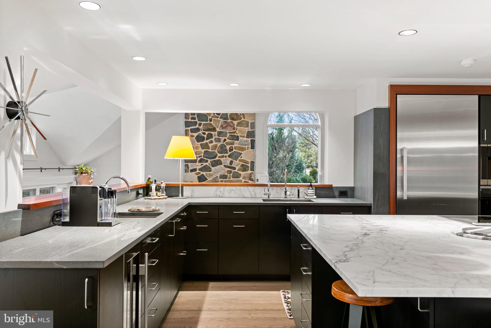 RADNOR HUNT - Residential