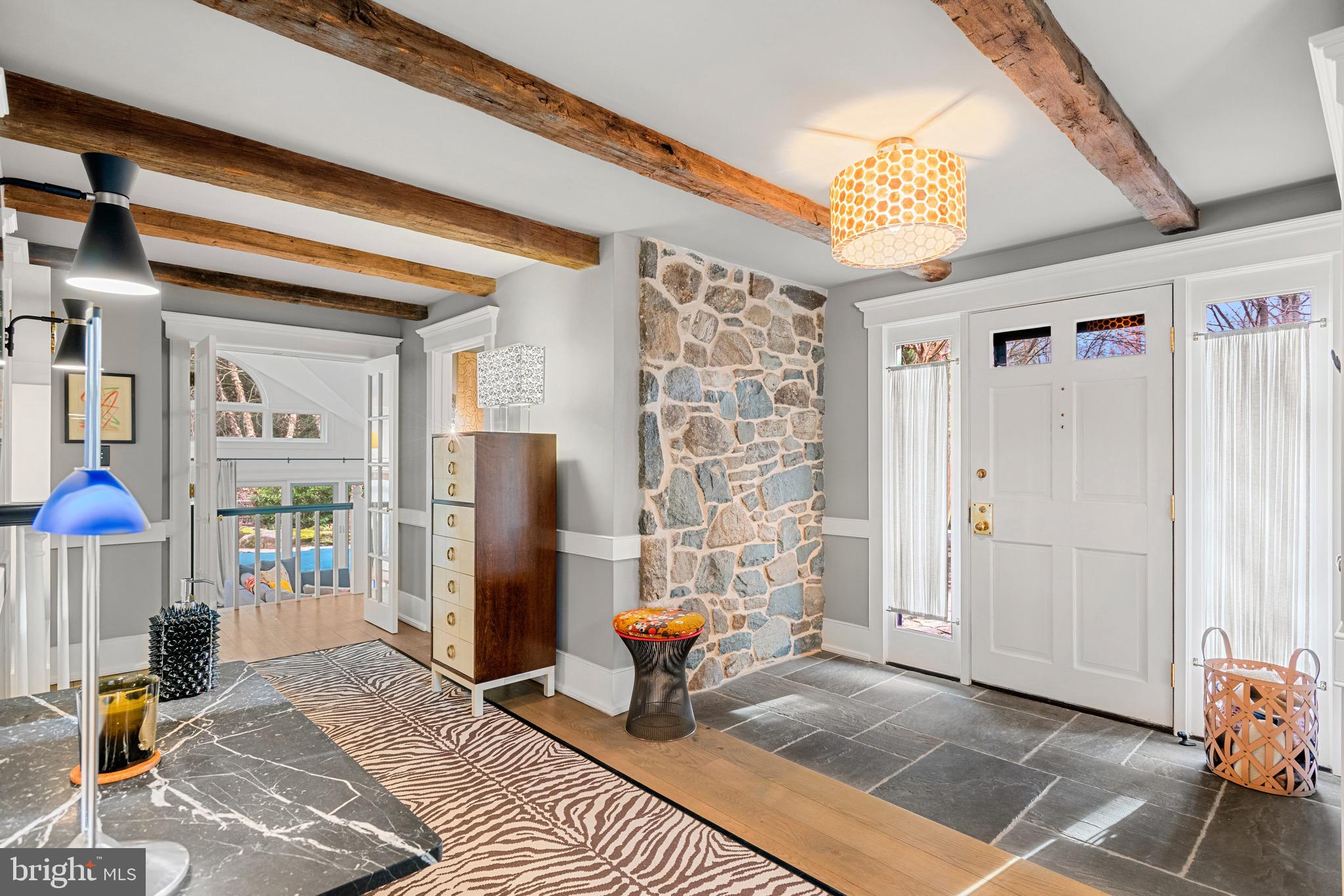 RADNOR HUNT - Residential