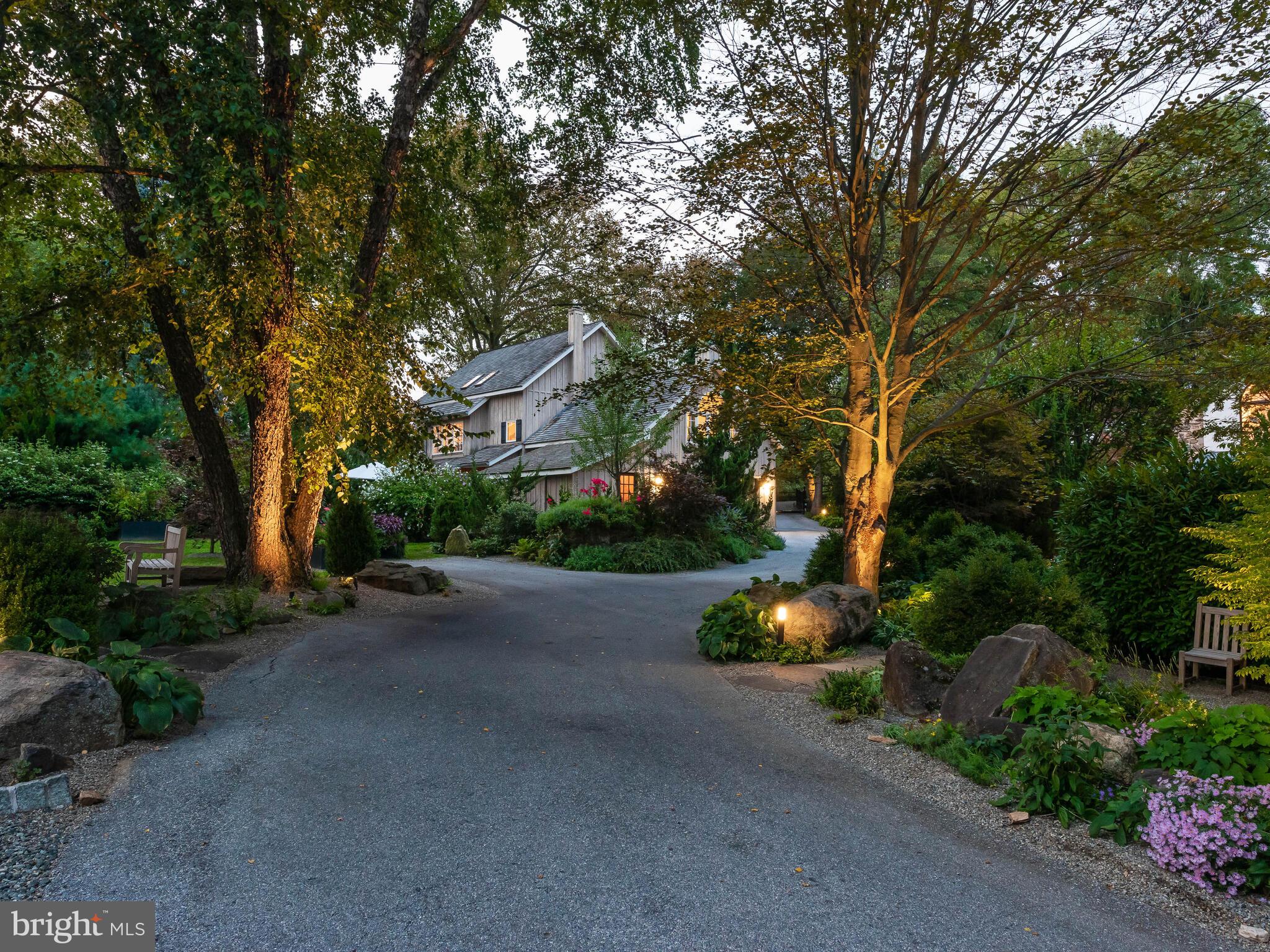 RADNOR HUNT - Residential