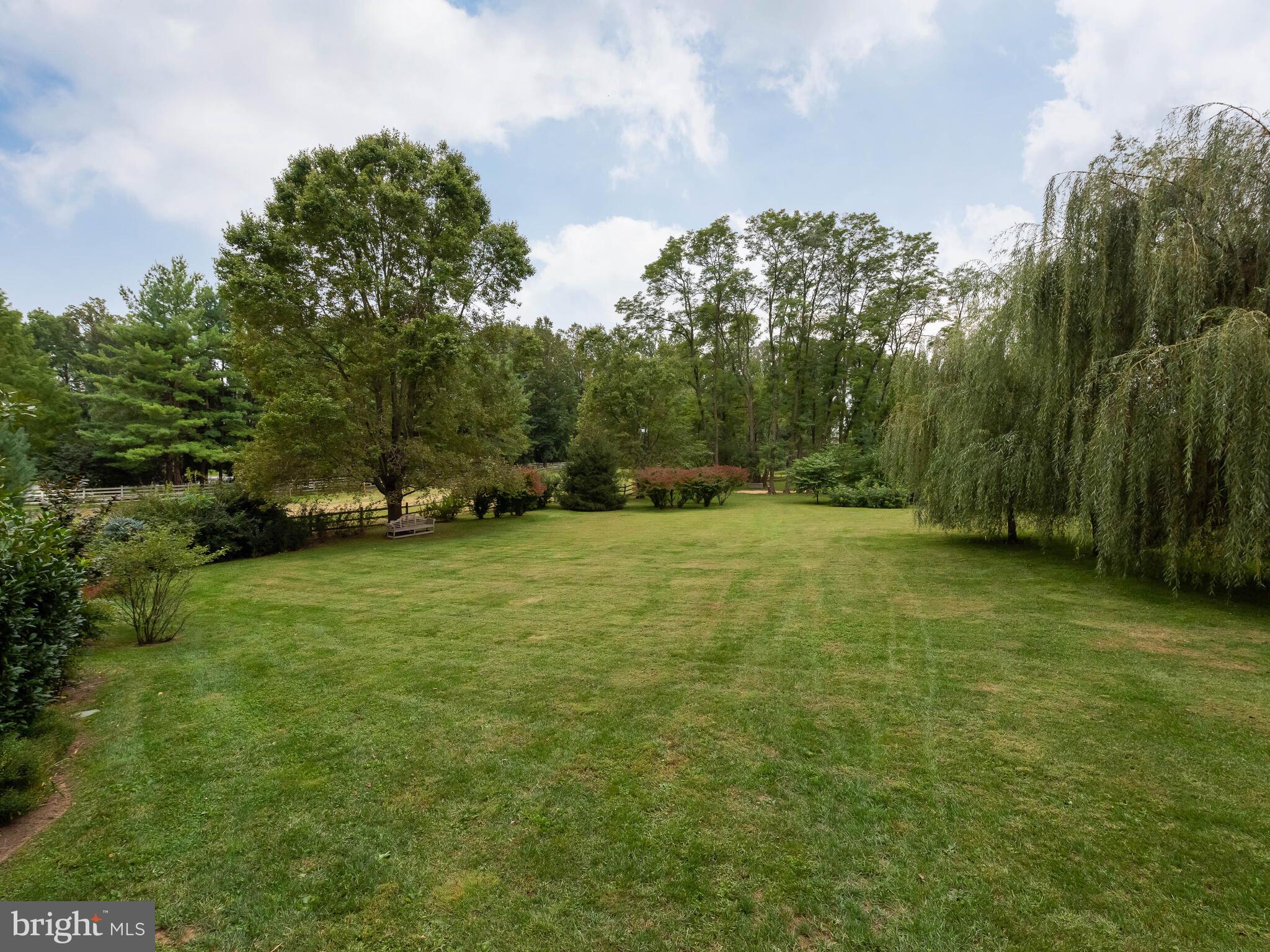 RADNOR HUNT - Residential