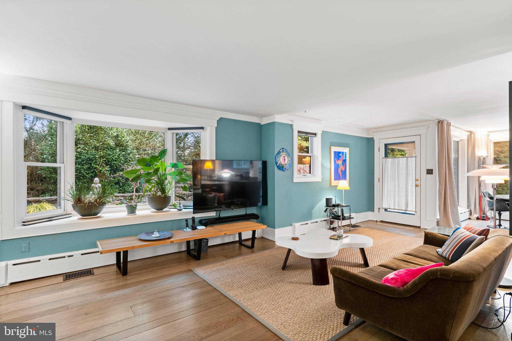 RADNOR HUNT - Residential