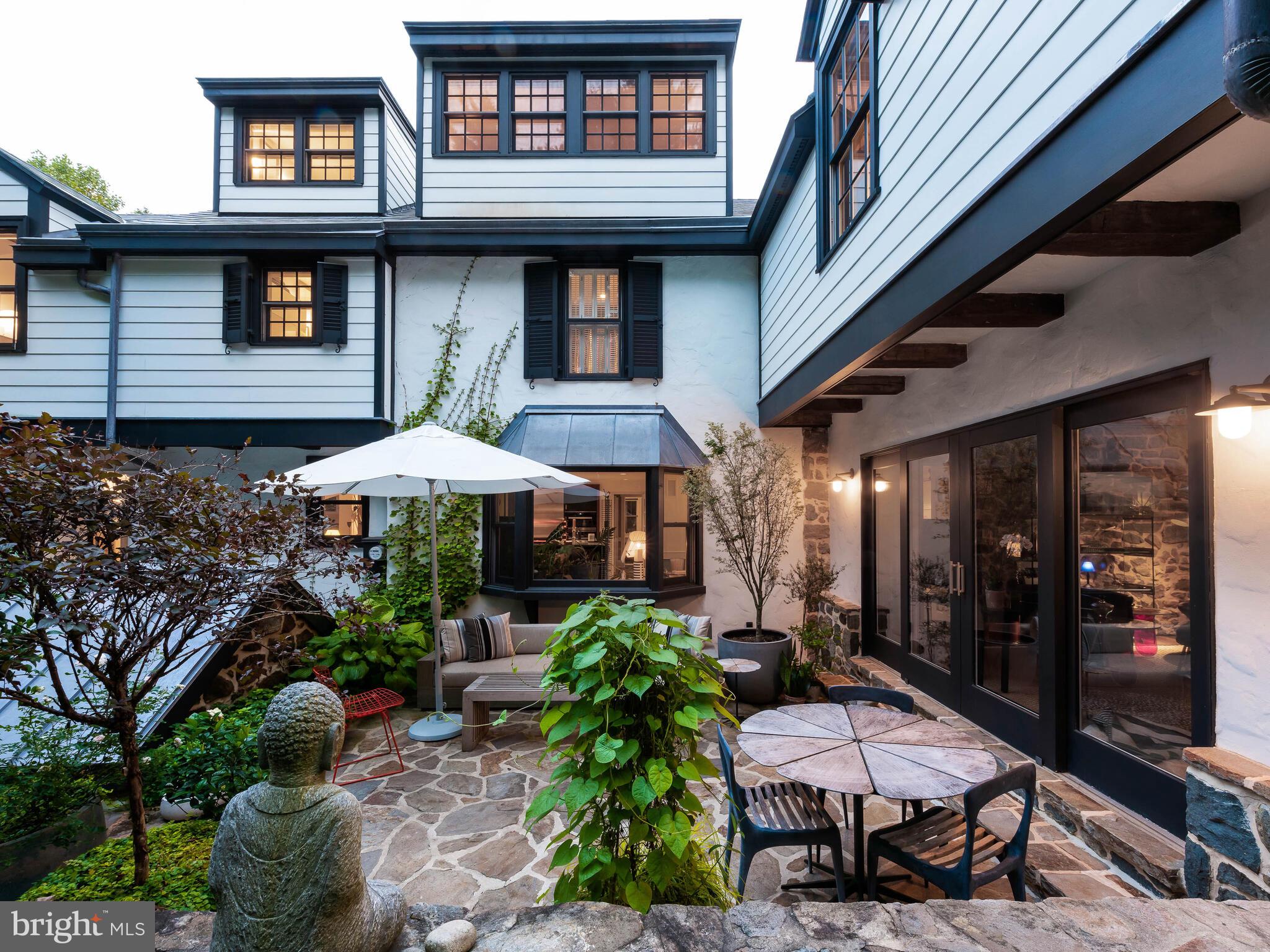 RADNOR HUNT - Residential