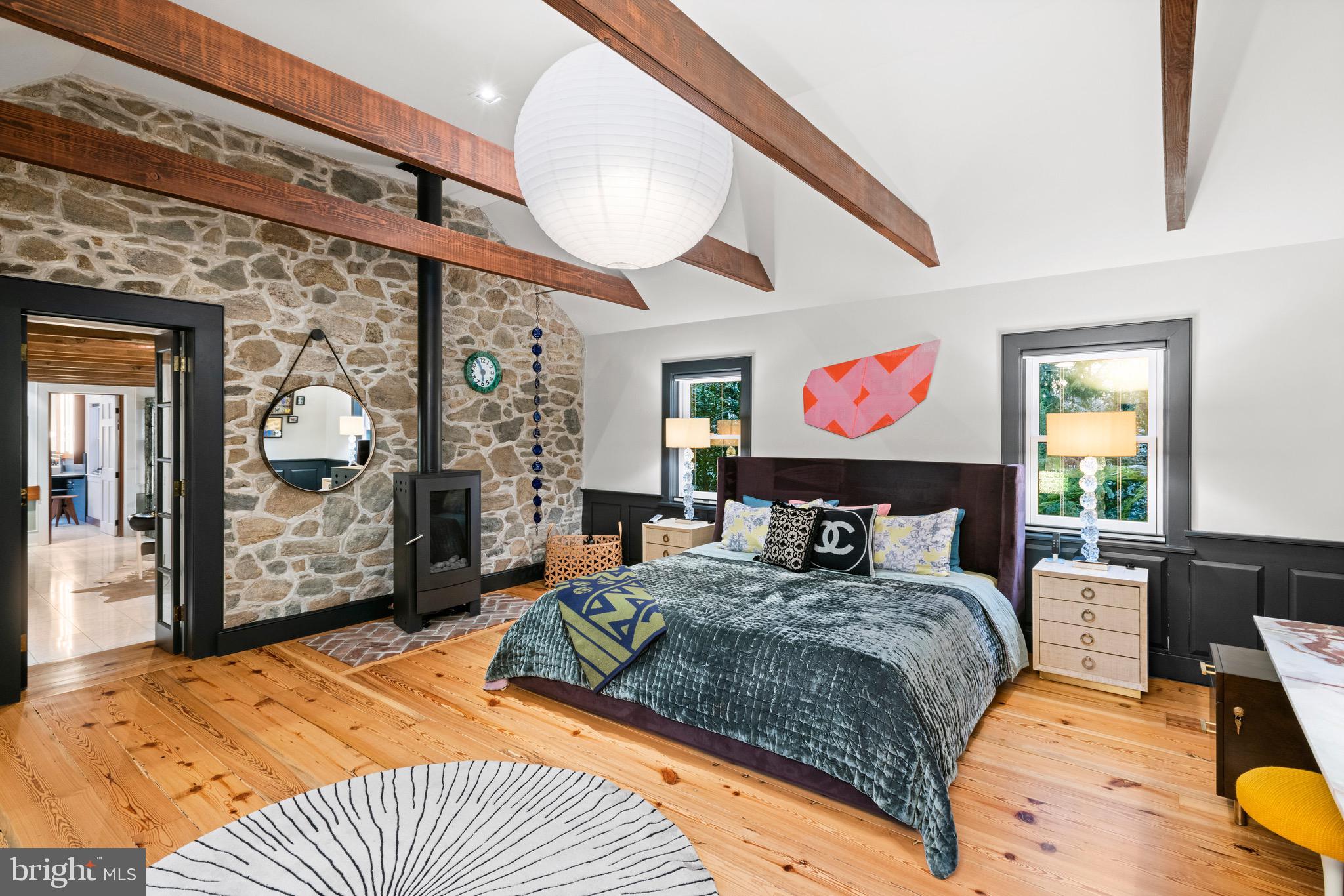 RADNOR HUNT - Residential