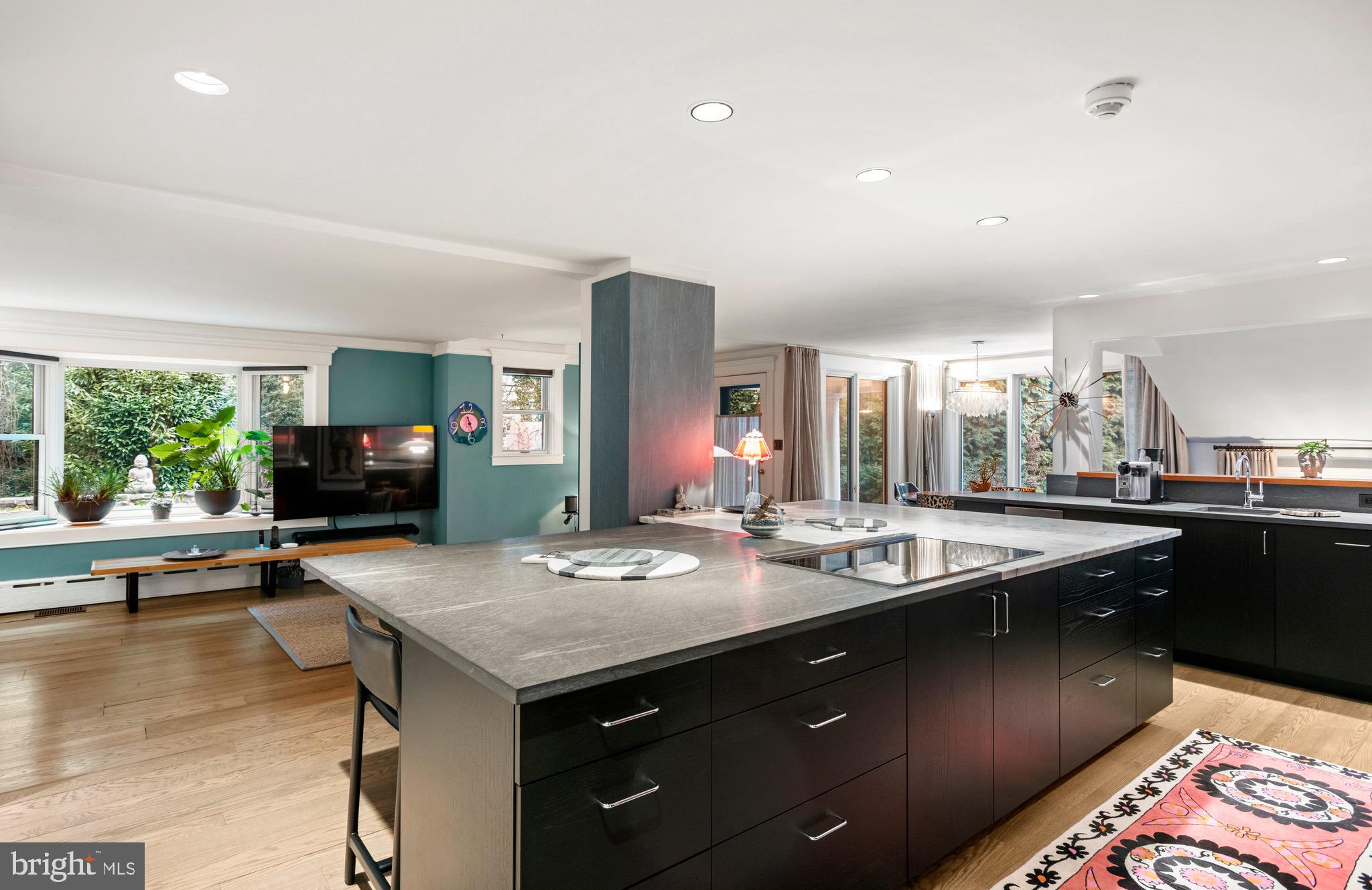 RADNOR HUNT - Residential