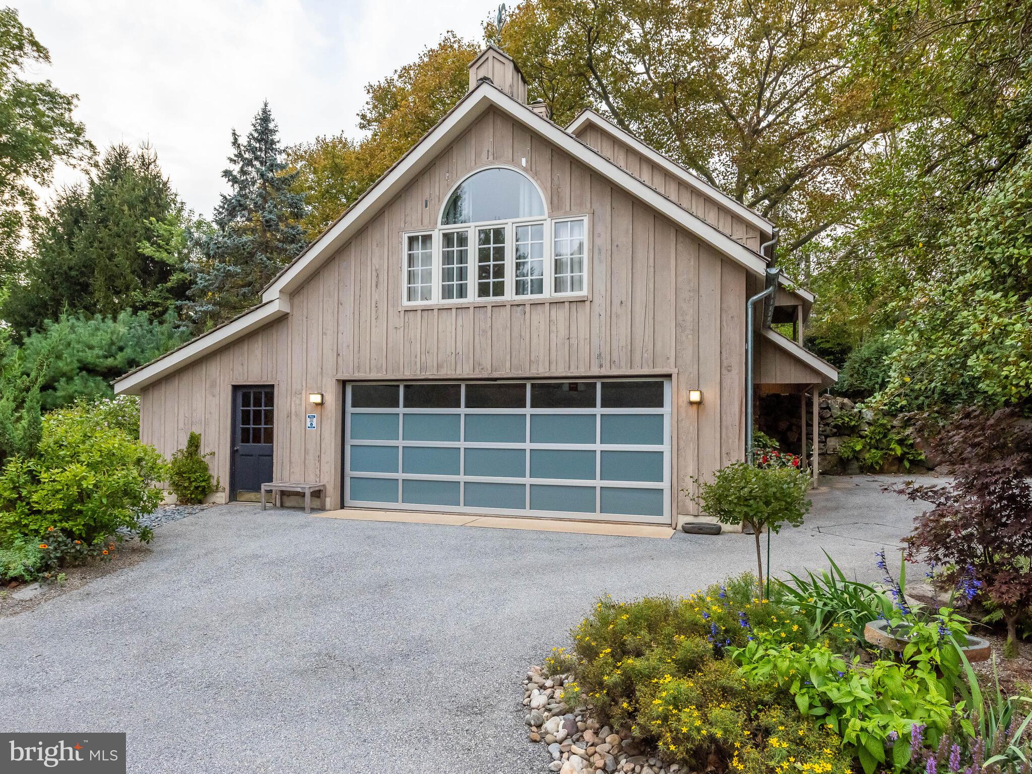 RADNOR HUNT - Residential