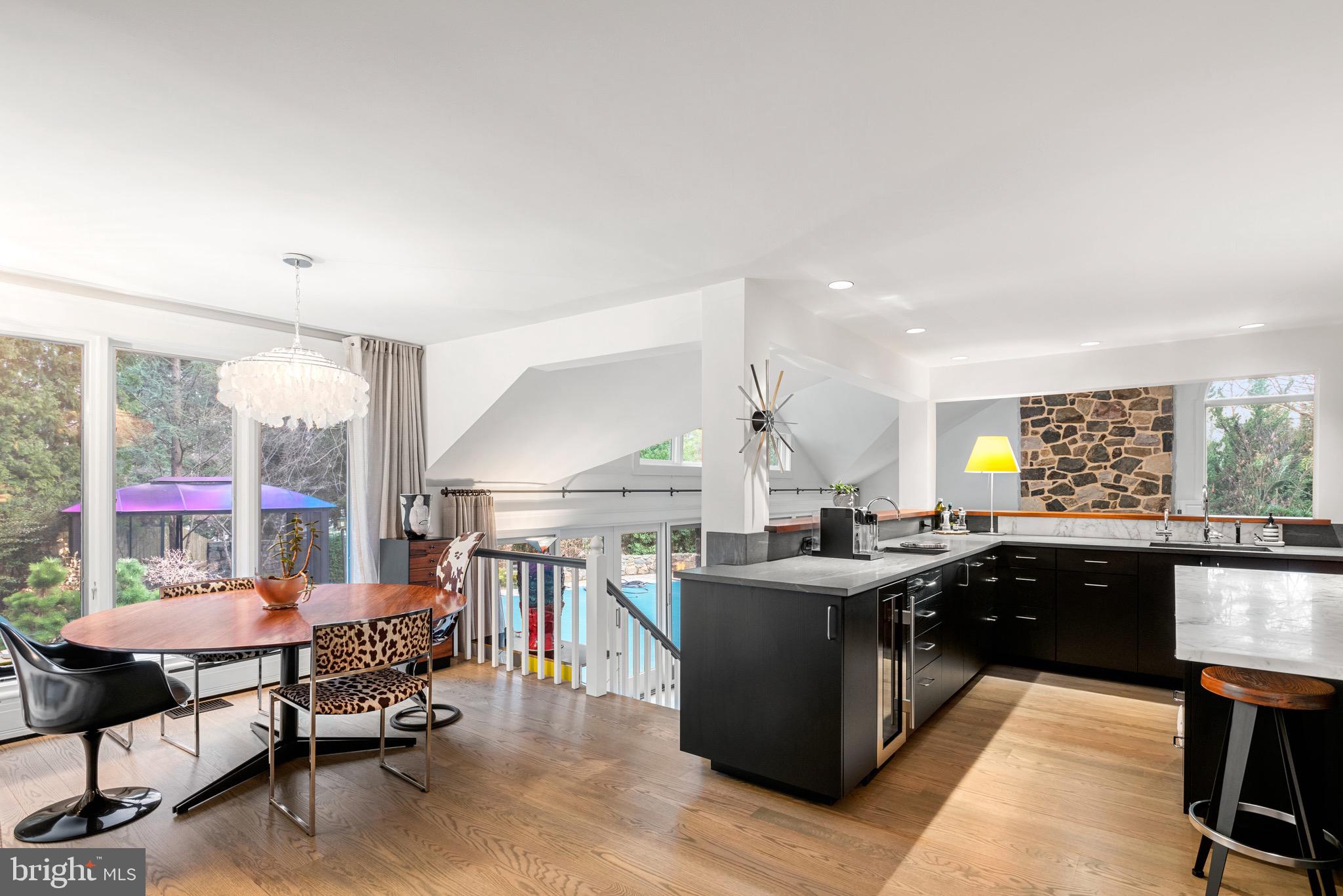 RADNOR HUNT - Residential