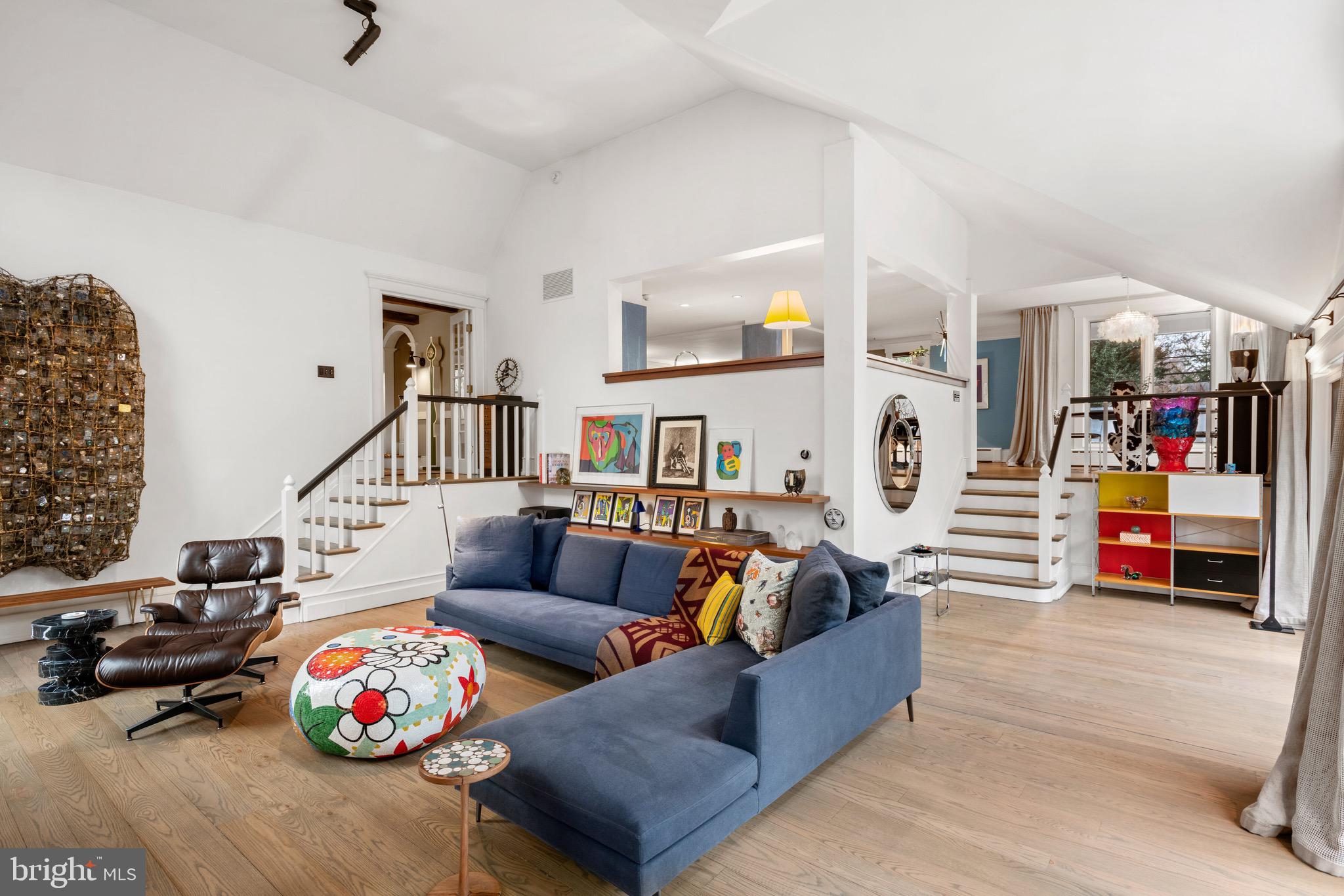 RADNOR HUNT - Residential