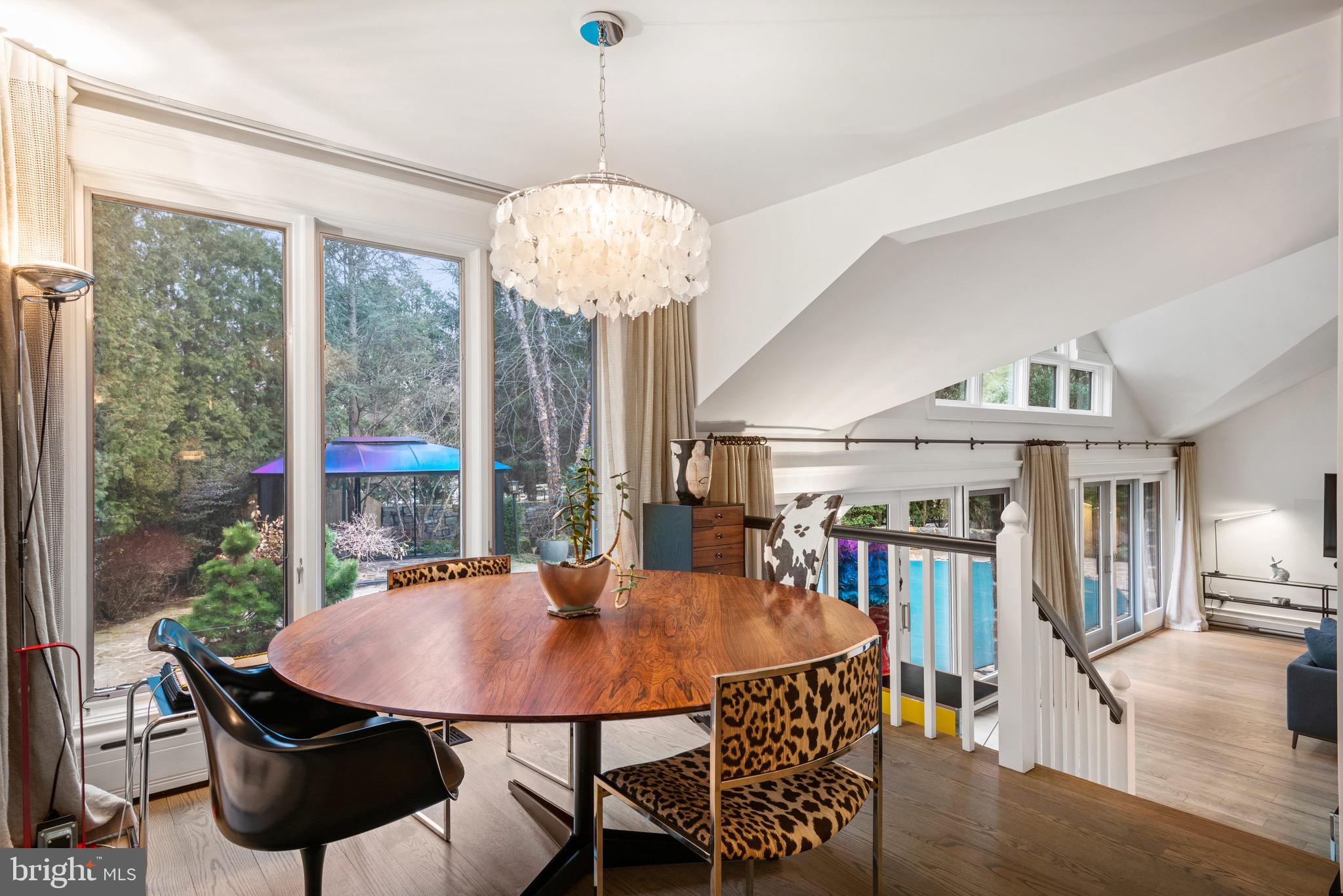 RADNOR HUNT - Residential