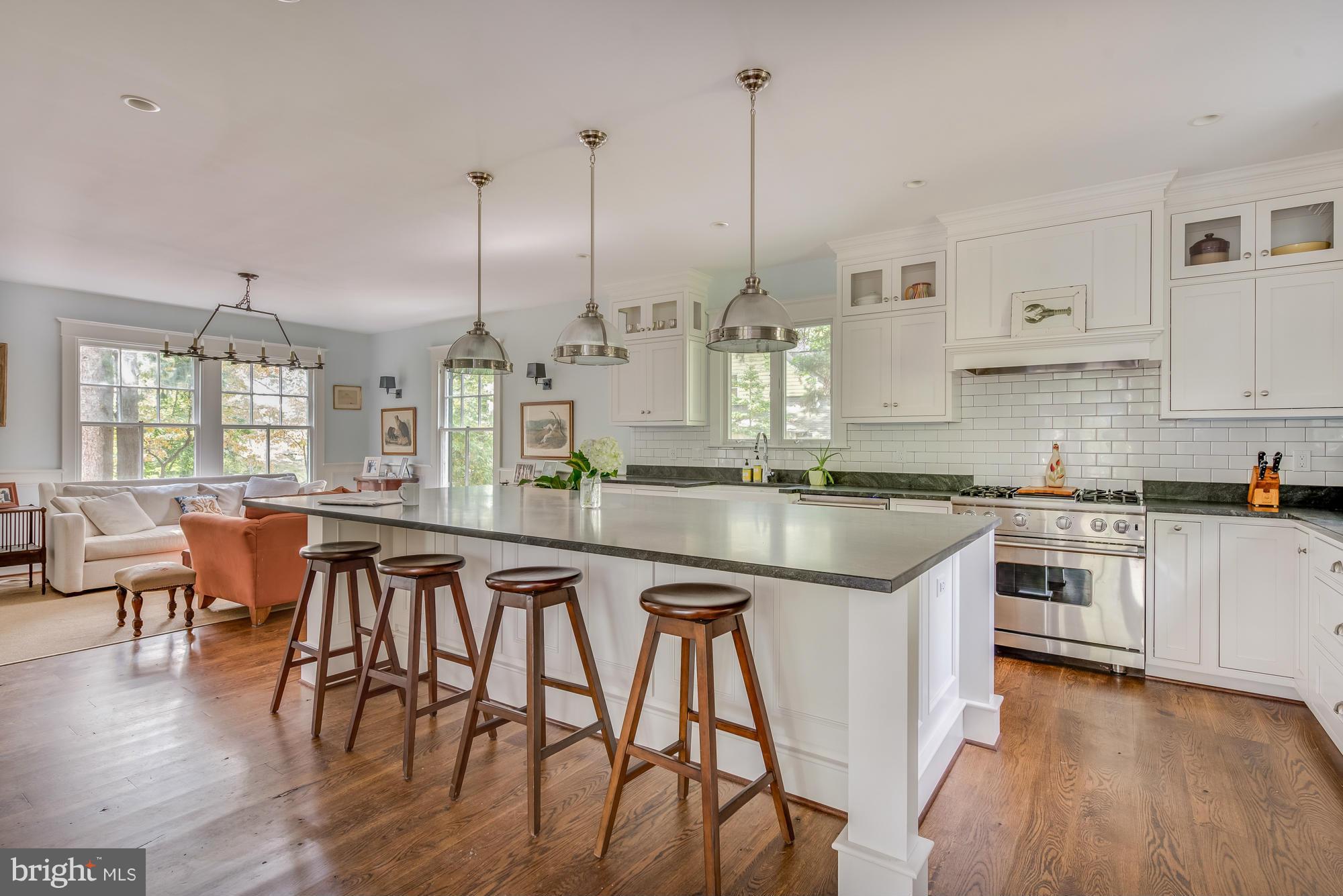 WARDOUR - Residential