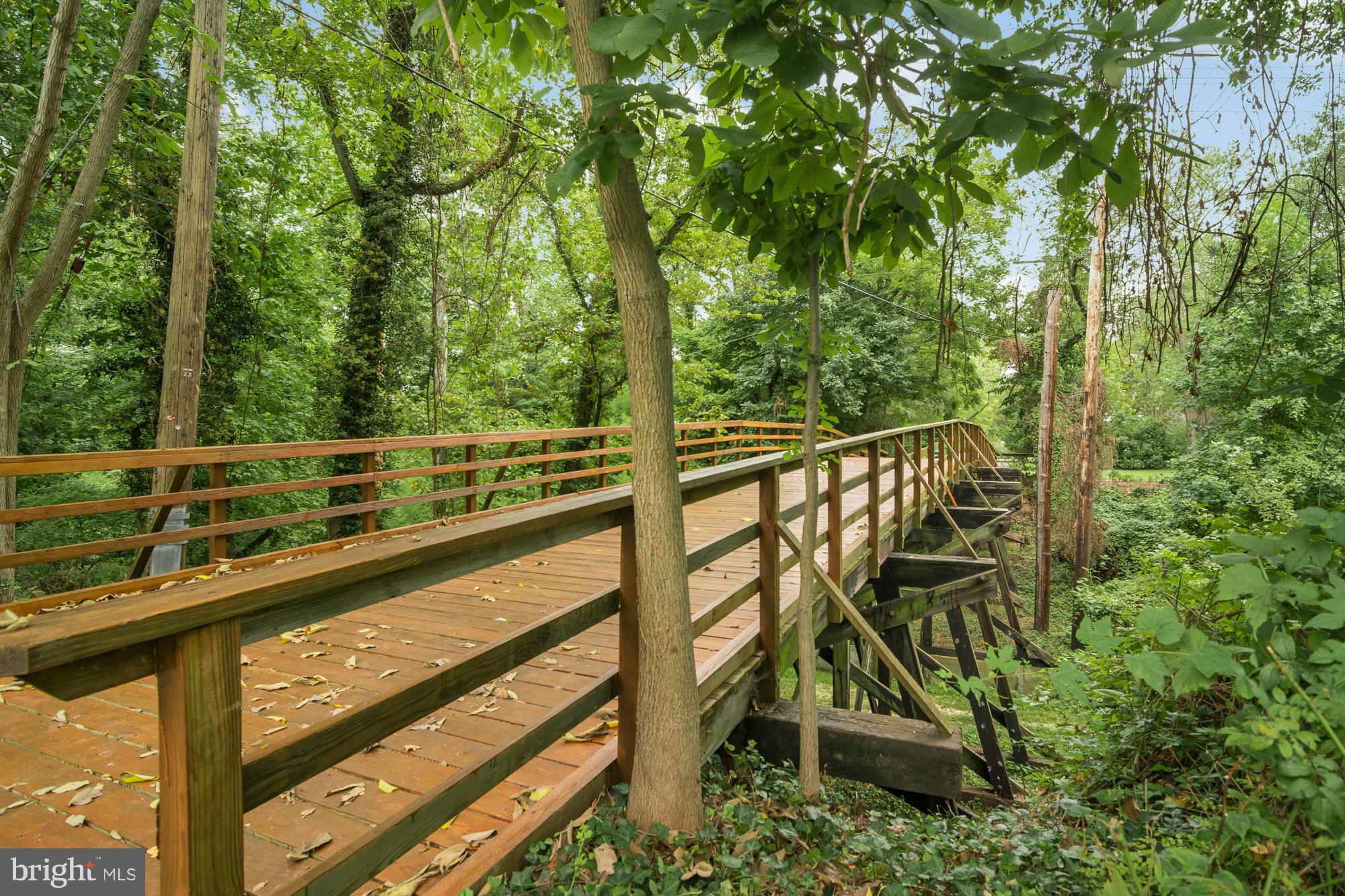 WARDOUR - Residential