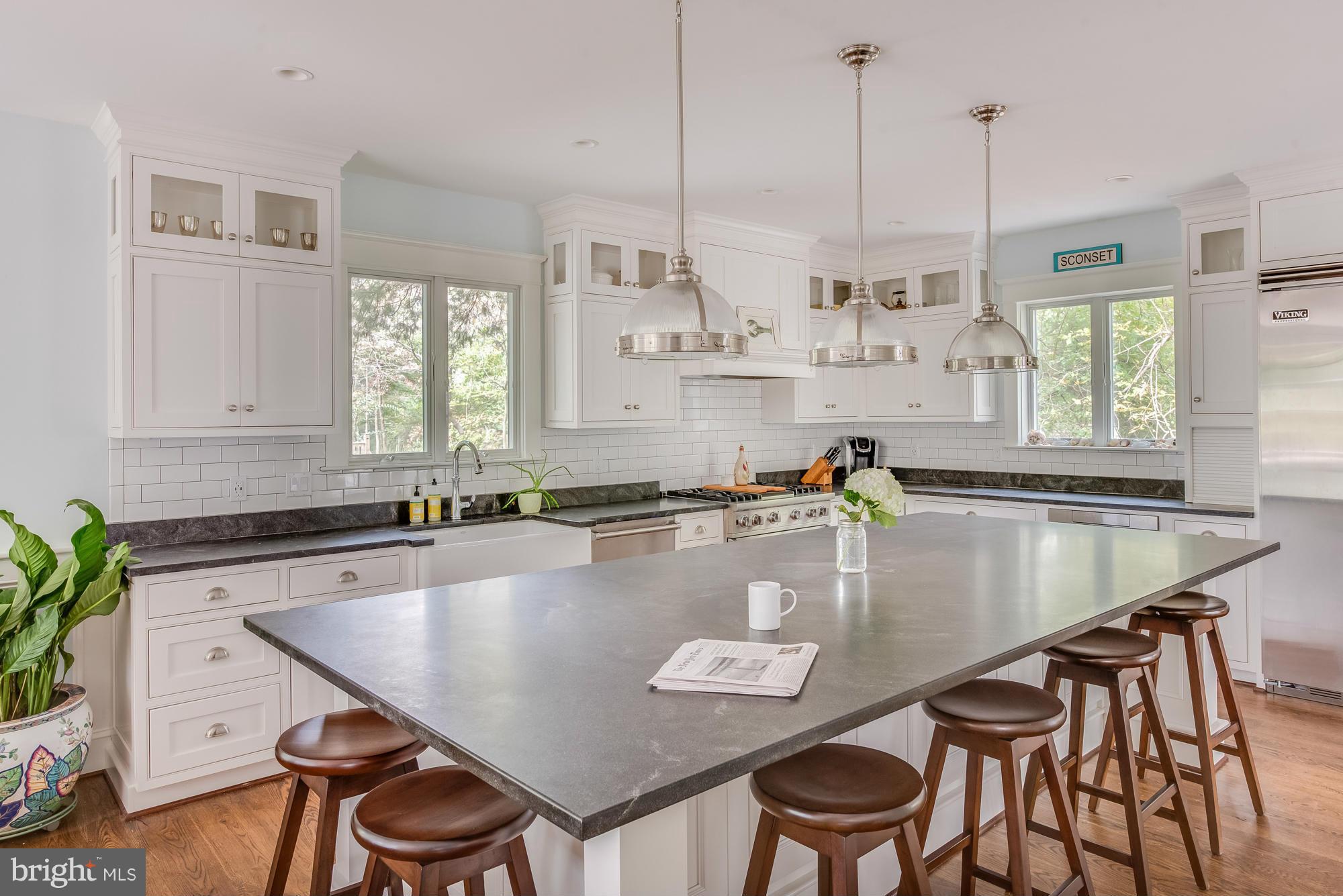 WARDOUR - Residential