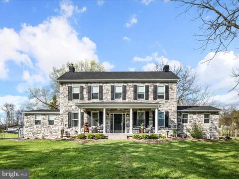 3495 Old Leetown Pike, Ranson, WV MLS: WVJF2016342