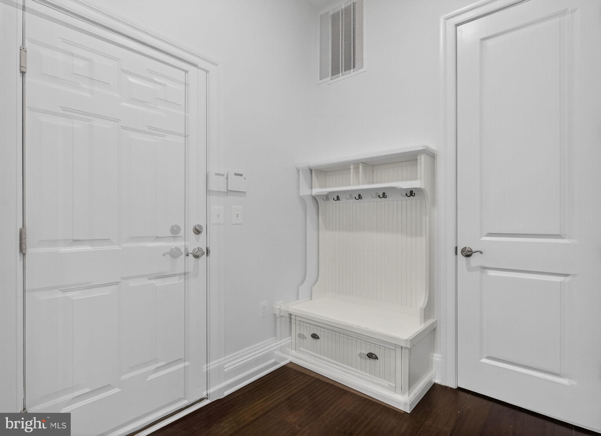 MCINTOSH - Residential