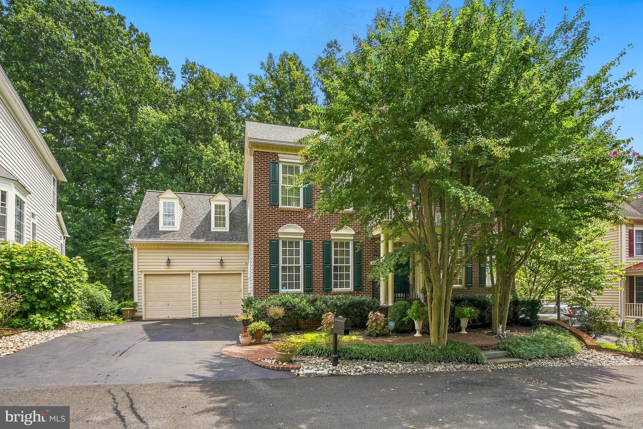 858 STILL CREEK LANE