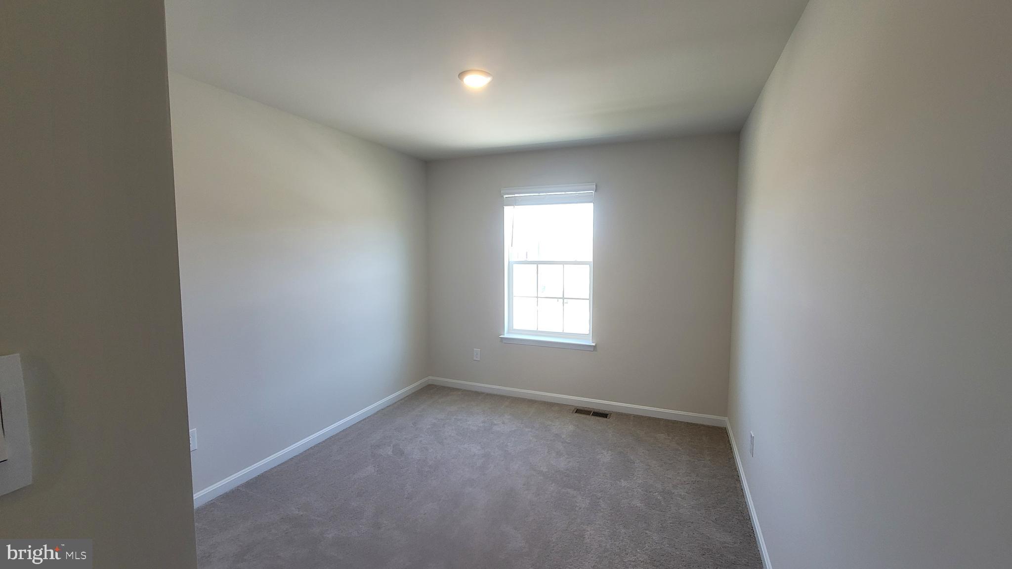 HIGH POINTE SOUTH - Residential