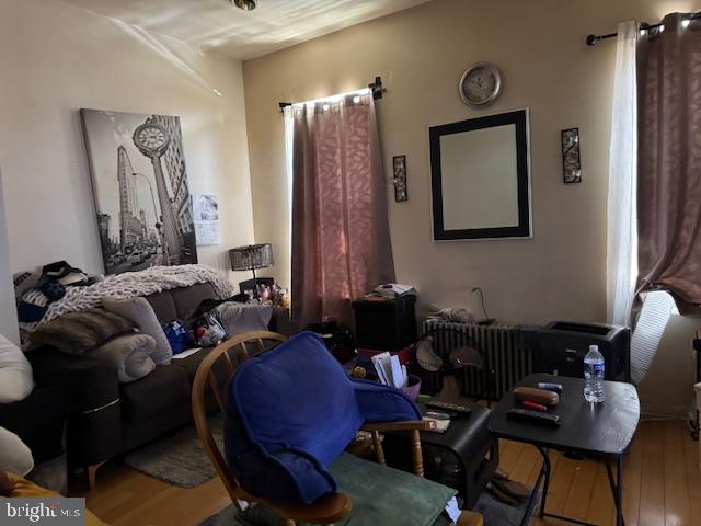 POINT BREEZE - Residential Income