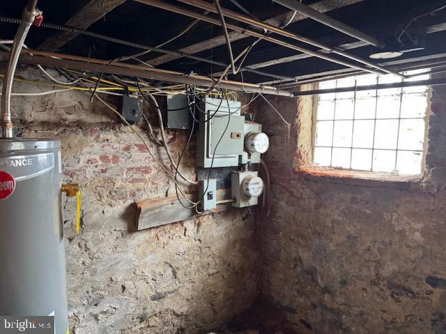 POINT BREEZE - Residential Income