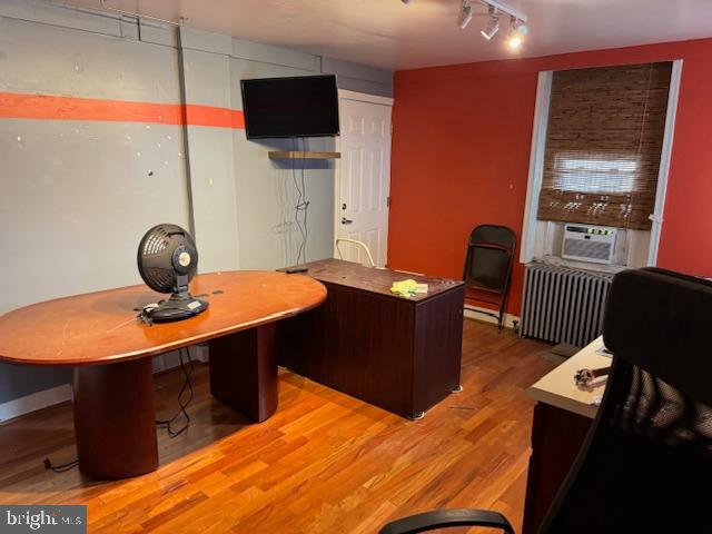 POINT BREEZE - Residential Income