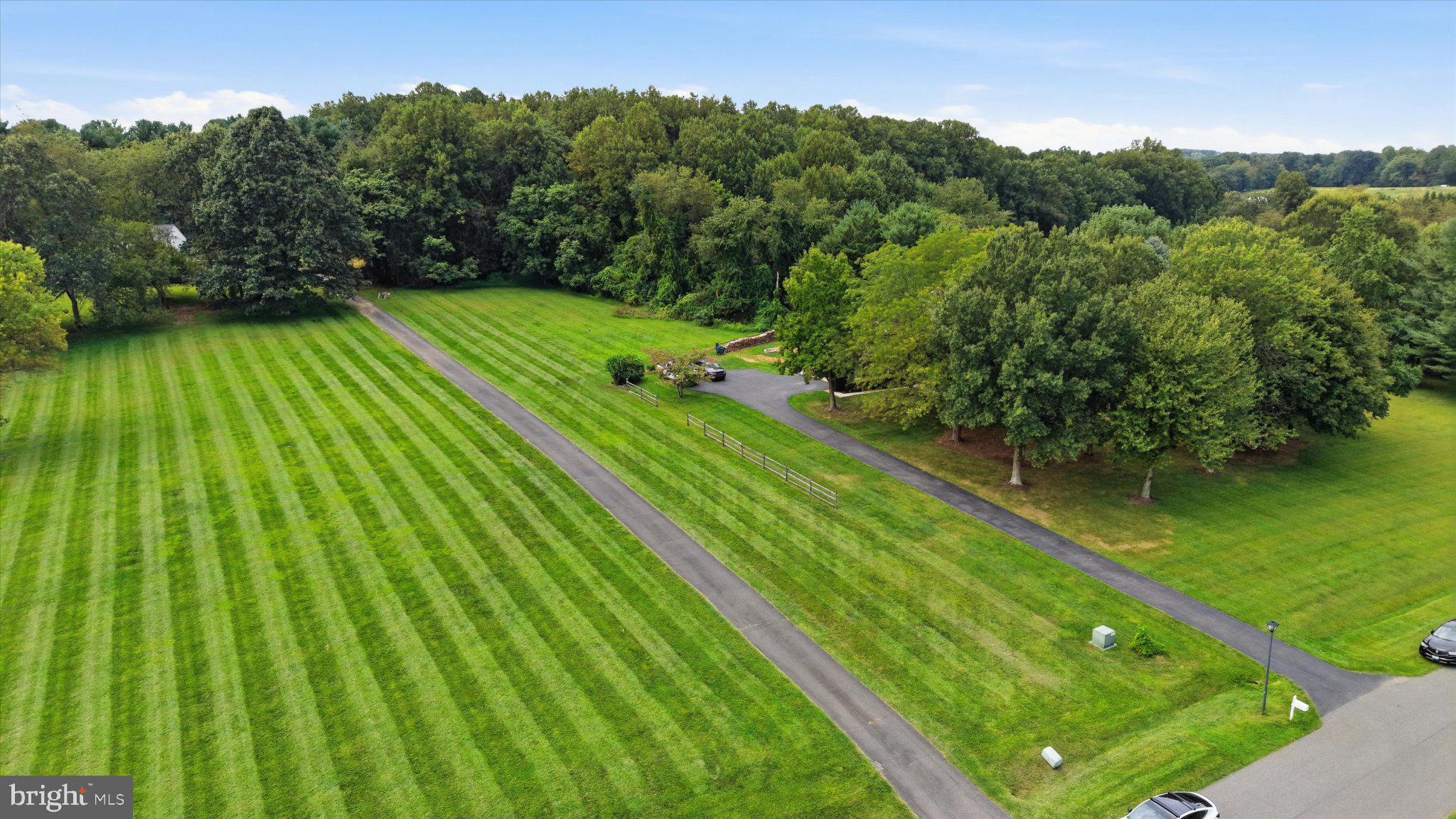 25204 WOODFIELD SCHOOL ROAD