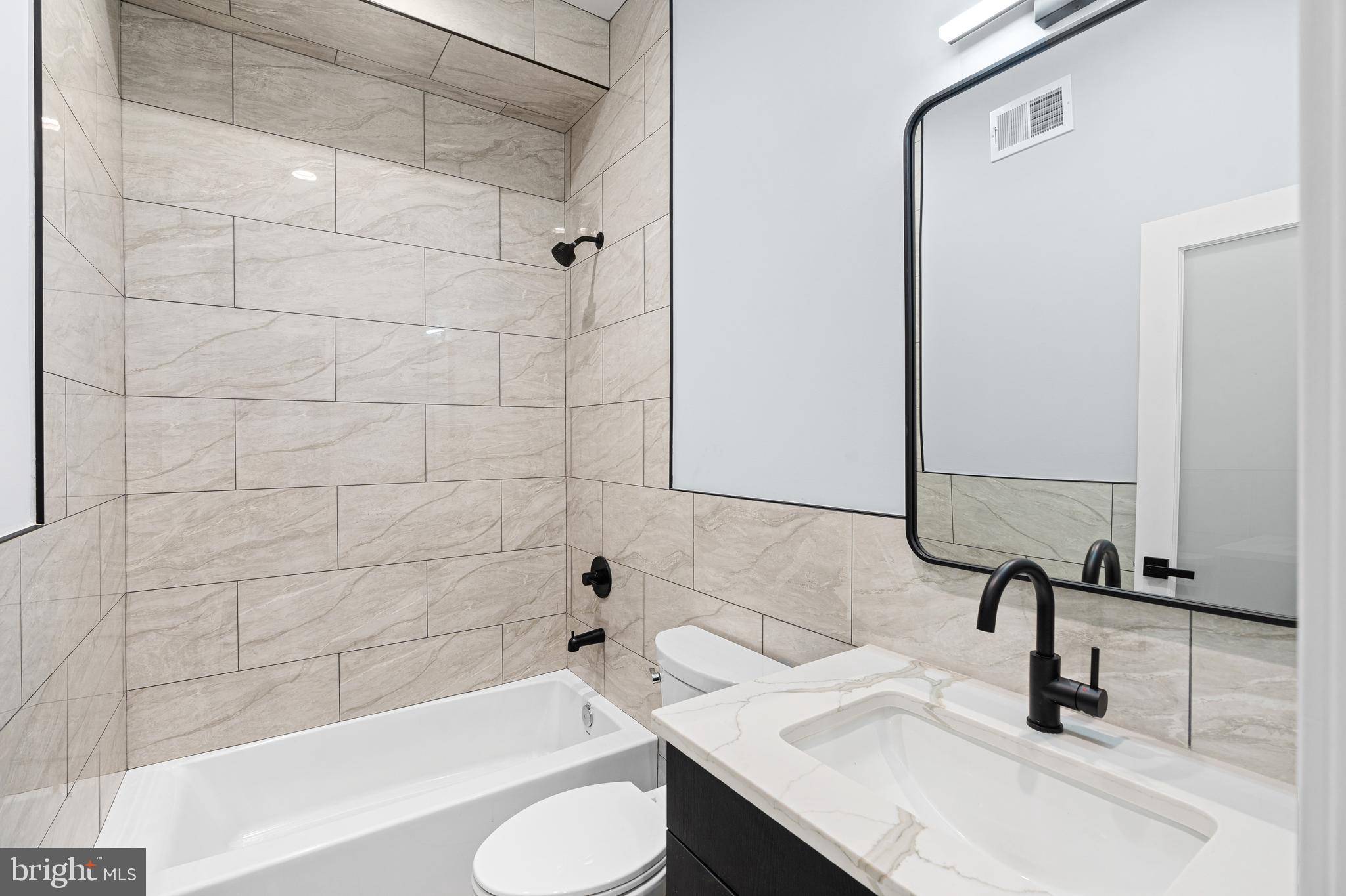 STRAWBERRY MANSION - Residential