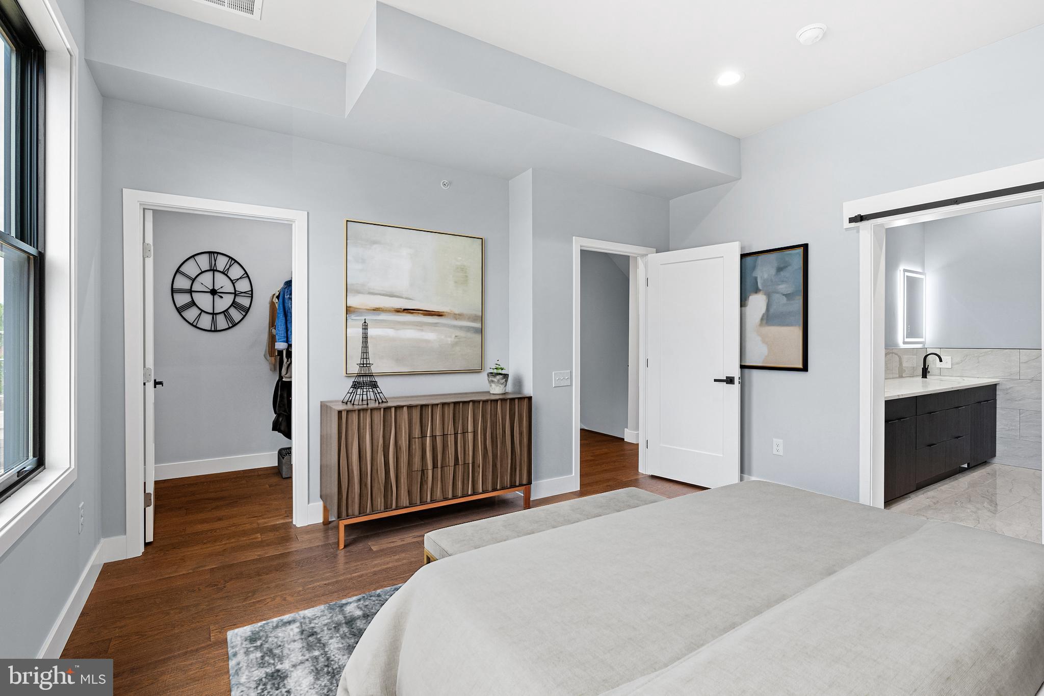 STRAWBERRY MANSION - Residential