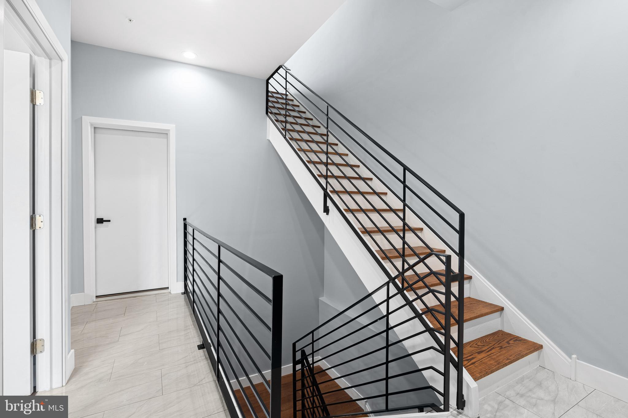 STRAWBERRY MANSION - Residential