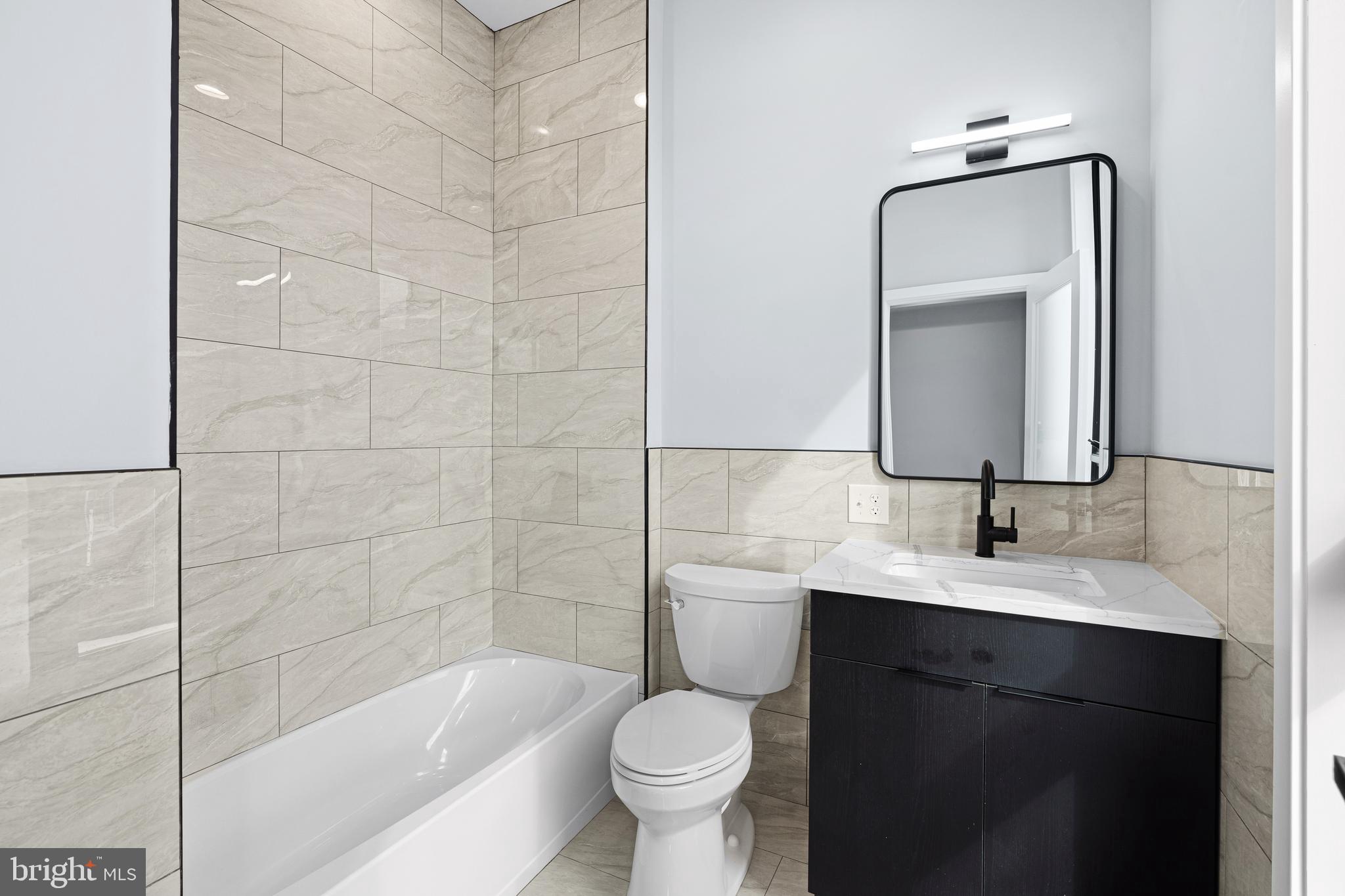 STRAWBERRY MANSION - Residential