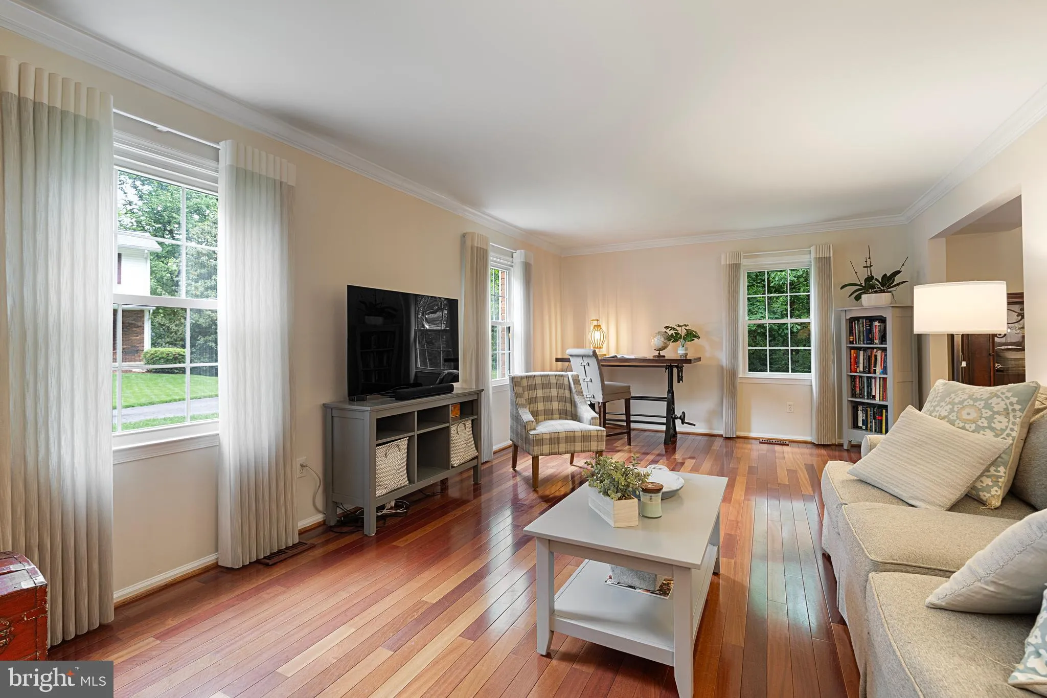 Burke, Virginia 22015, United States, 4 Bedrooms Bedrooms, ,3 BathroomsBathrooms,Residential,Contingent,130459