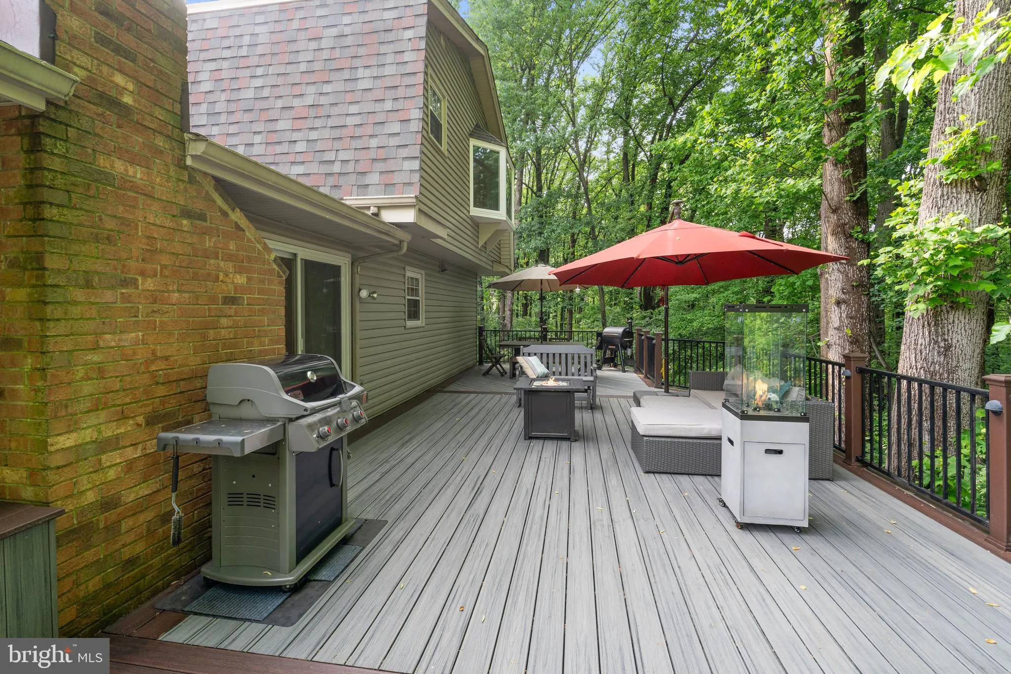 Burke, Virginia 22015, United States, 4 Bedrooms Bedrooms, ,3 BathroomsBathrooms,Residential,Contingent,130459