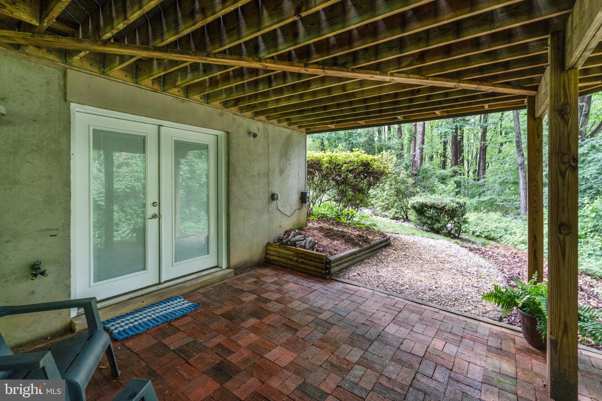 Burke, Virginia 22015, United States, 4 Bedrooms Bedrooms, ,3 BathroomsBathrooms,Residential,Contingent,130459