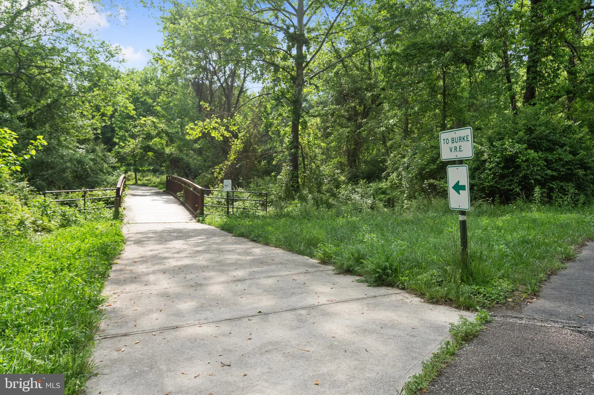 Burke, Virginia 22015, United States, 4 Bedrooms Bedrooms, ,3 BathroomsBathrooms,Residential,Contingent,130459