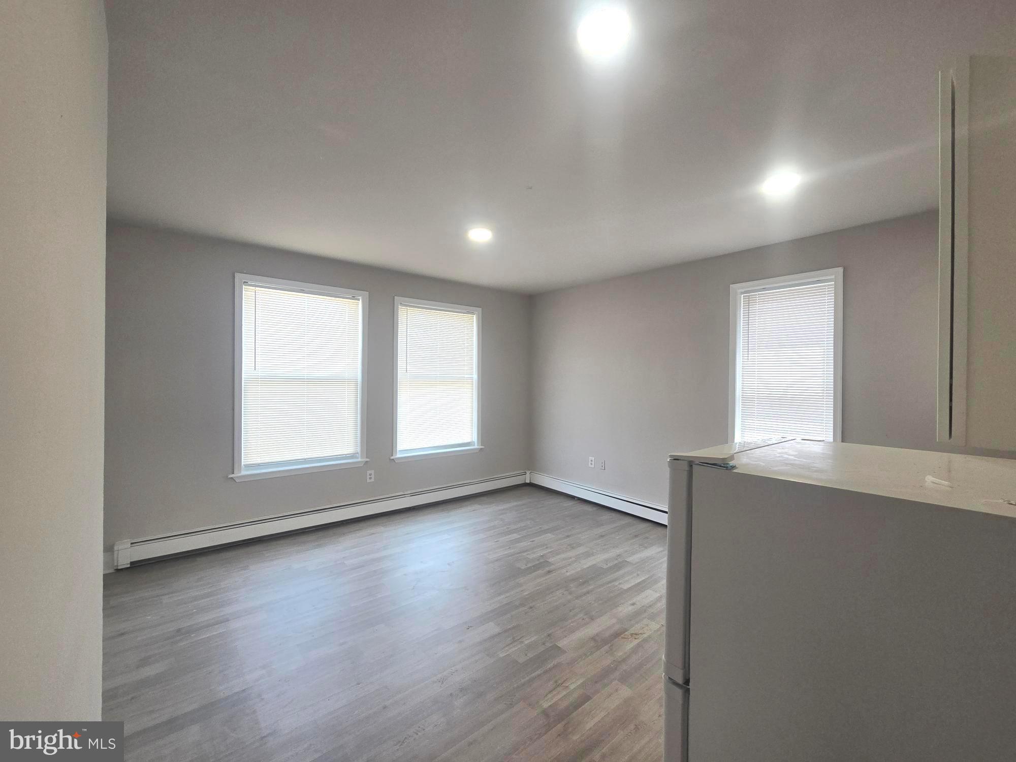 OVERBROOK - Residential Lease