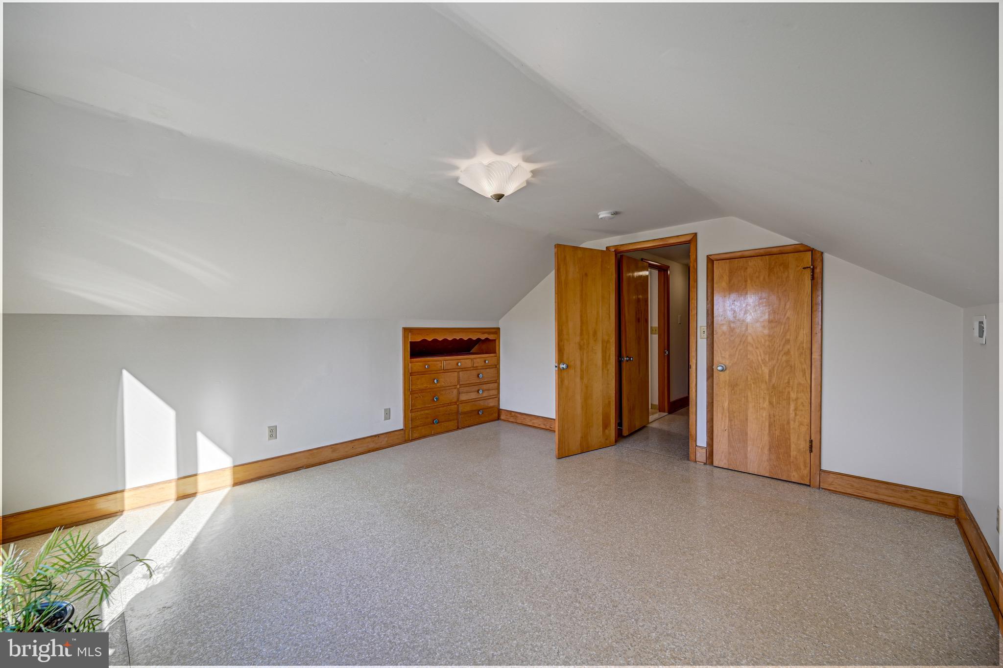 WATERSVILLE - Residential