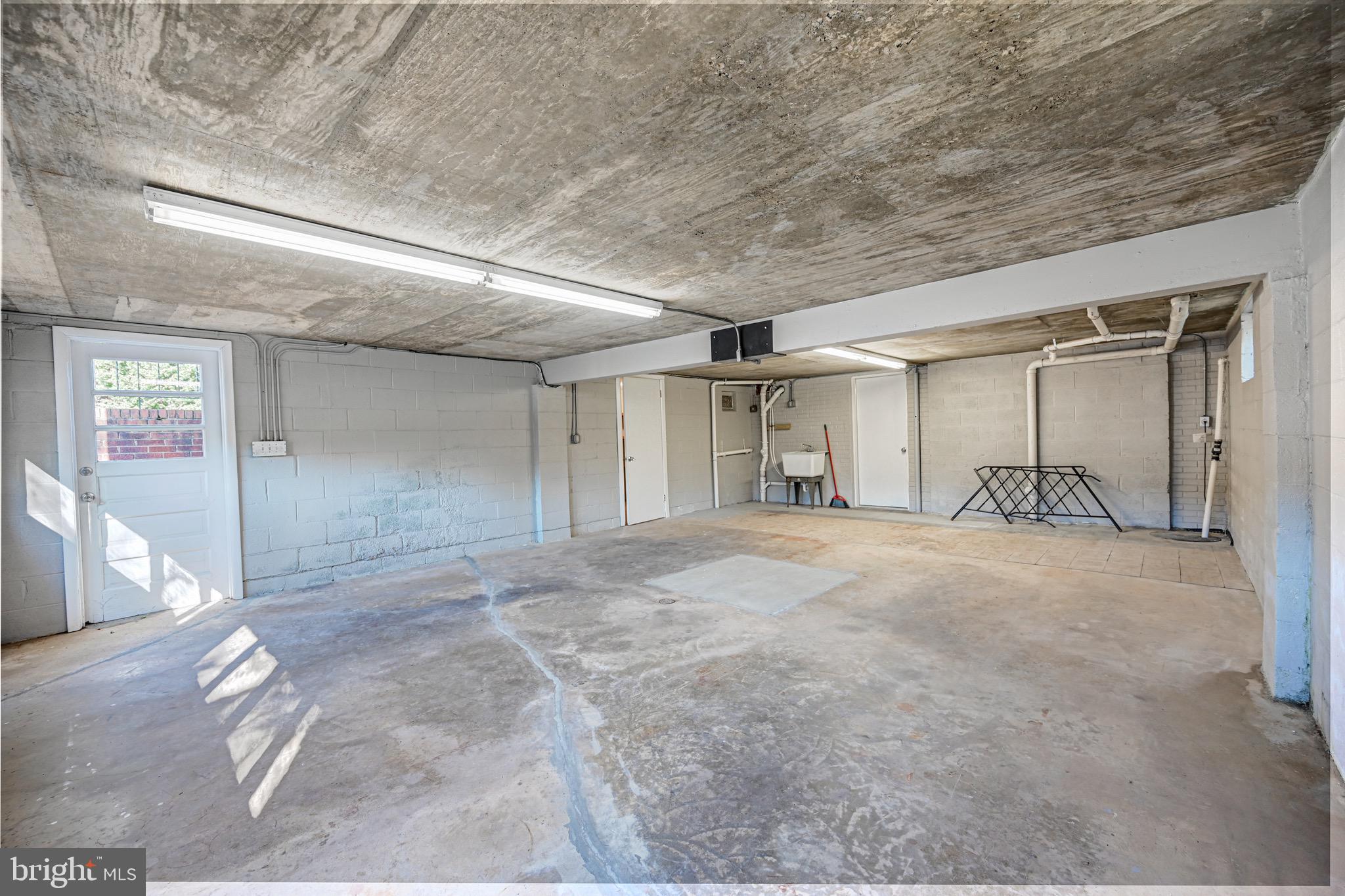 WATERSVILLE - Residential