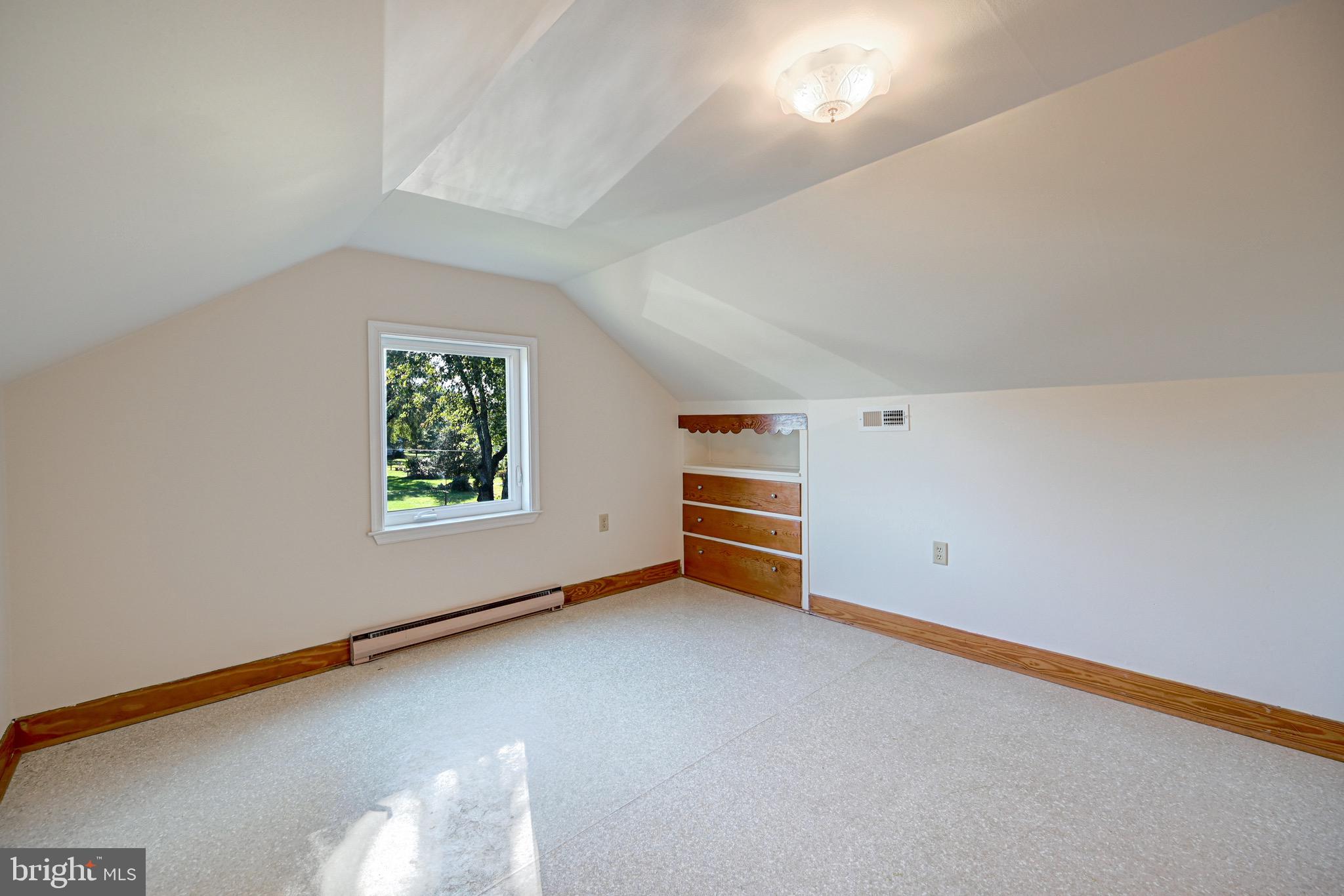 WATERSVILLE - Residential